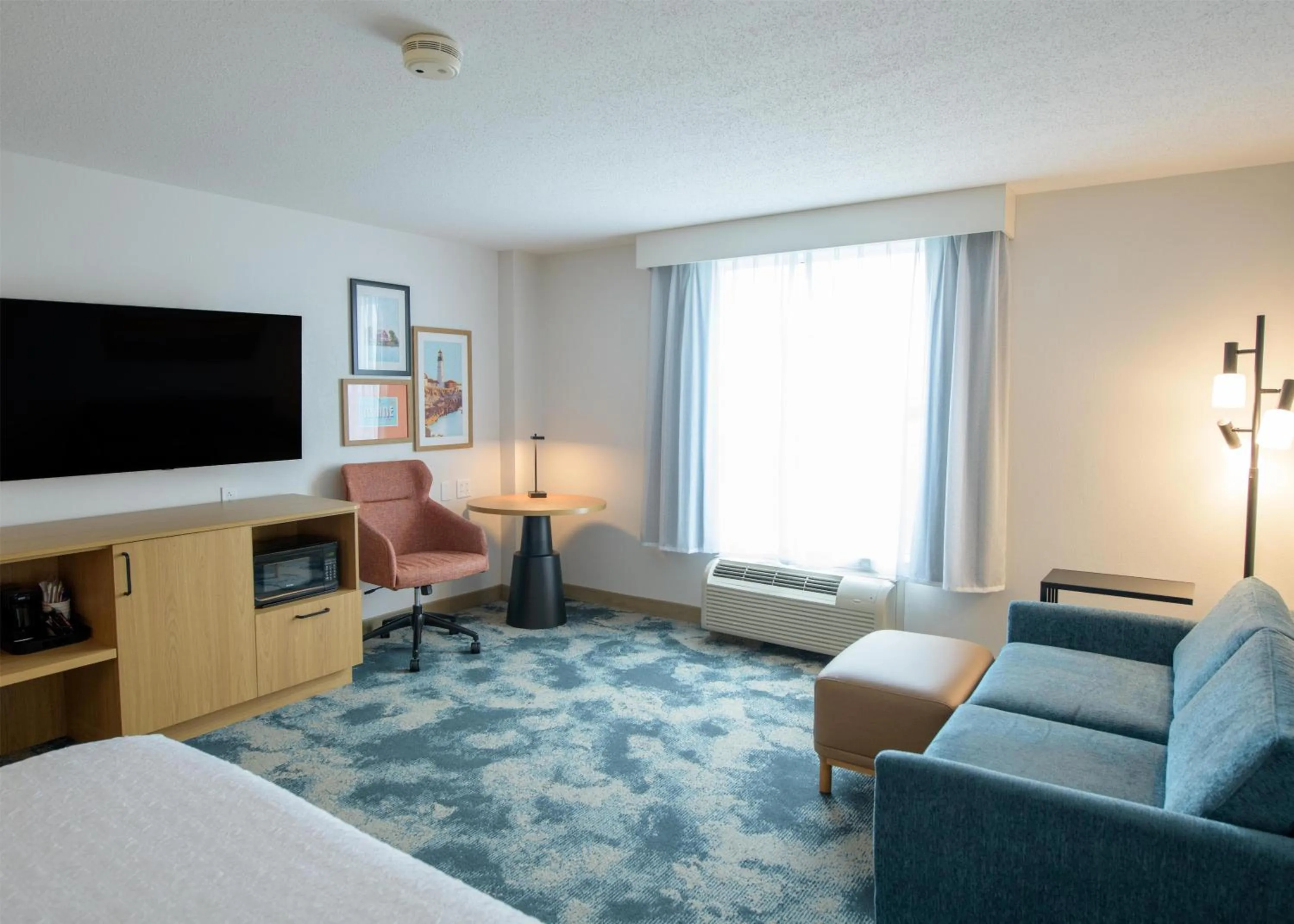 King Room with Sofa Bed - Non-Smoking in Hampton Inn Presque Isle