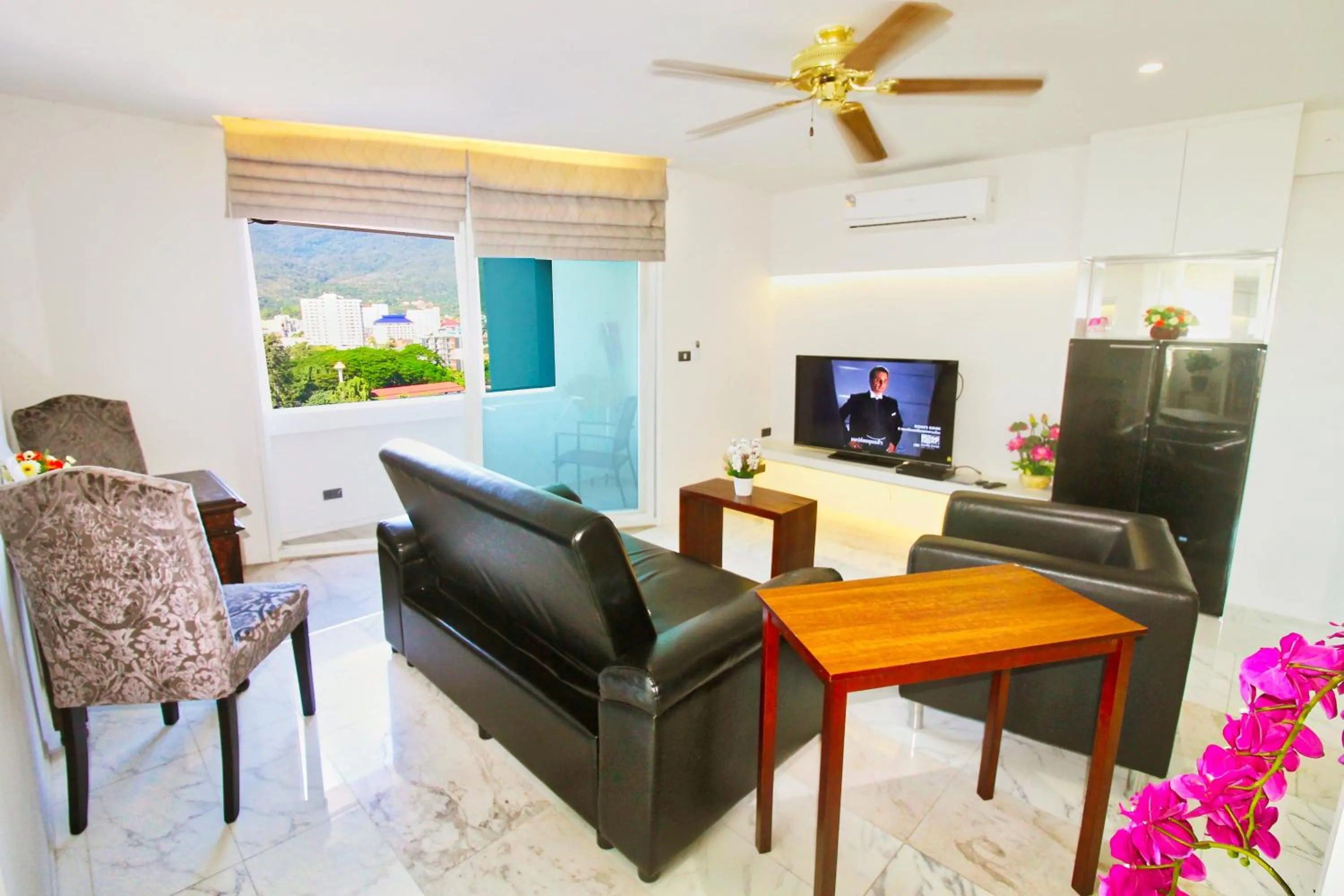 Apartment with Mountain View in Viengping Mansion