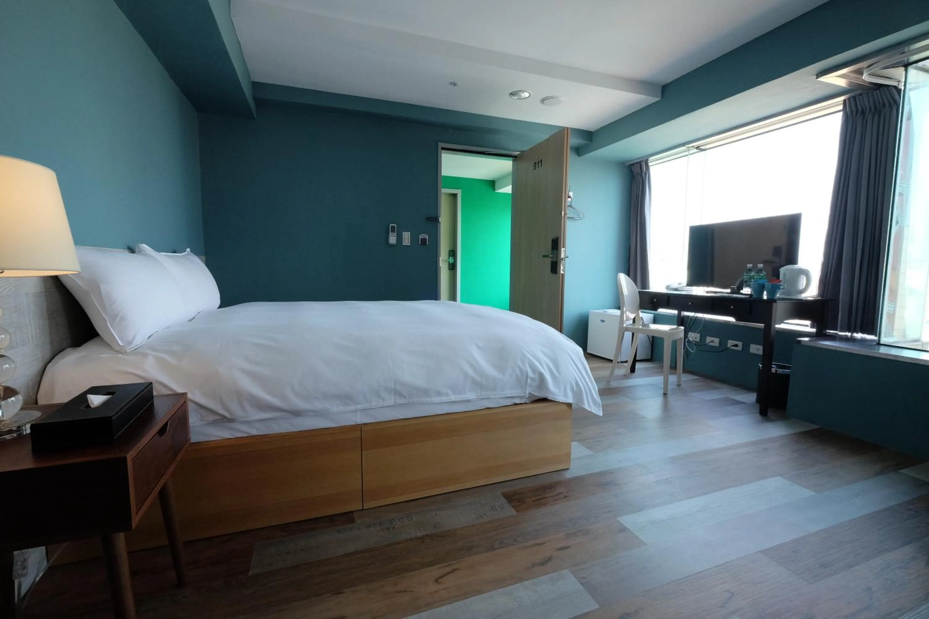 Classic Double Room with City View in Happy Inn