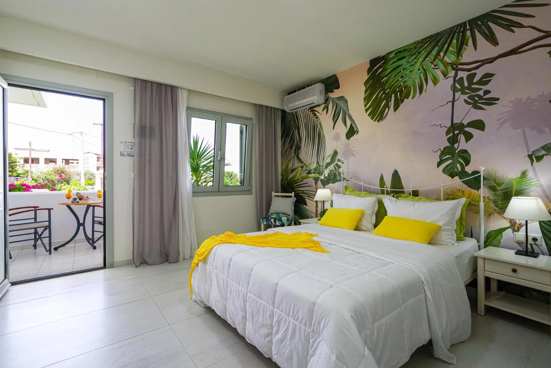 Superior Studio in Angela Studios Apartments