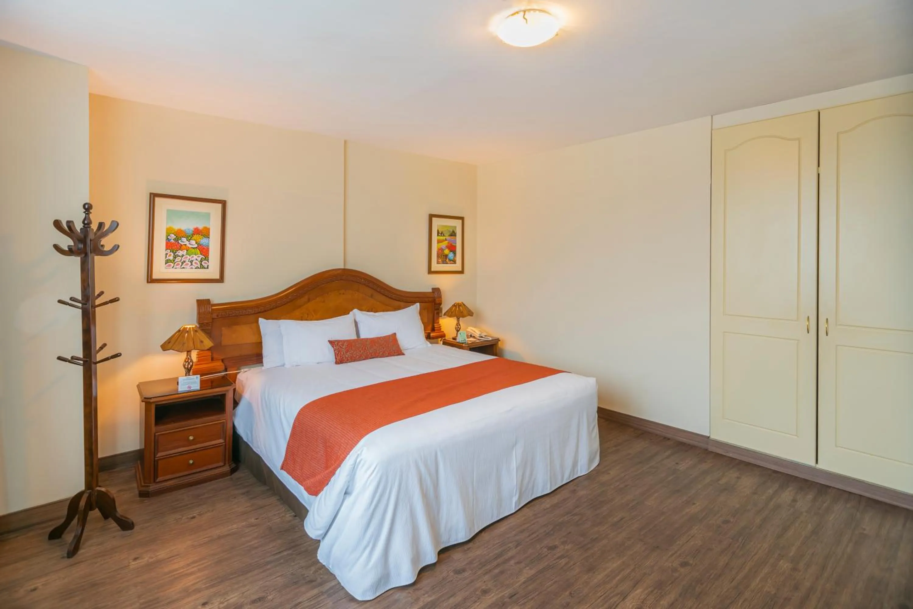 Junior Suite in Miraflores Colon Hotel