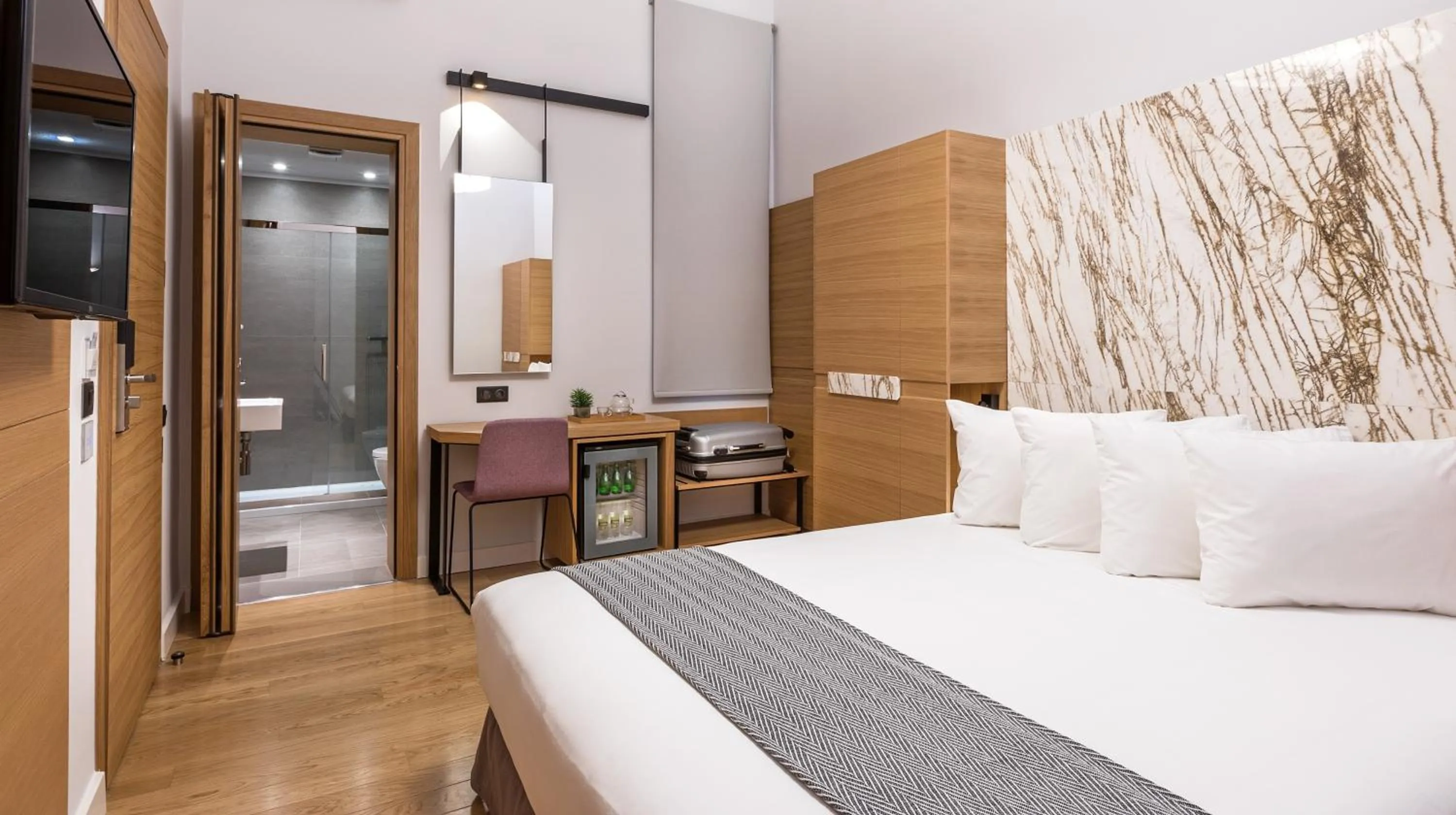  Superior Family Suite in Aegli Hotel Volos
