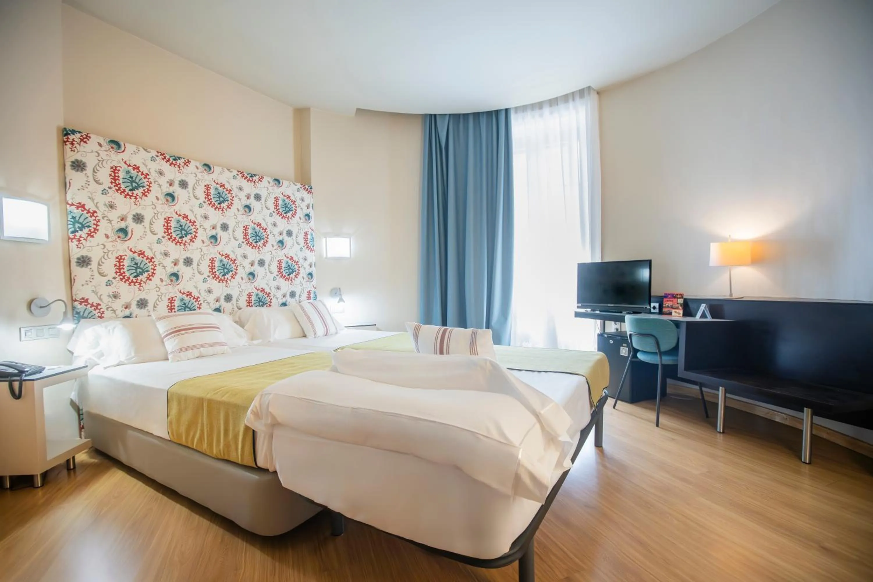 Double or Twin Room with Extra Bed (3 Adults) in Itaca Jerez by Soho Boutique