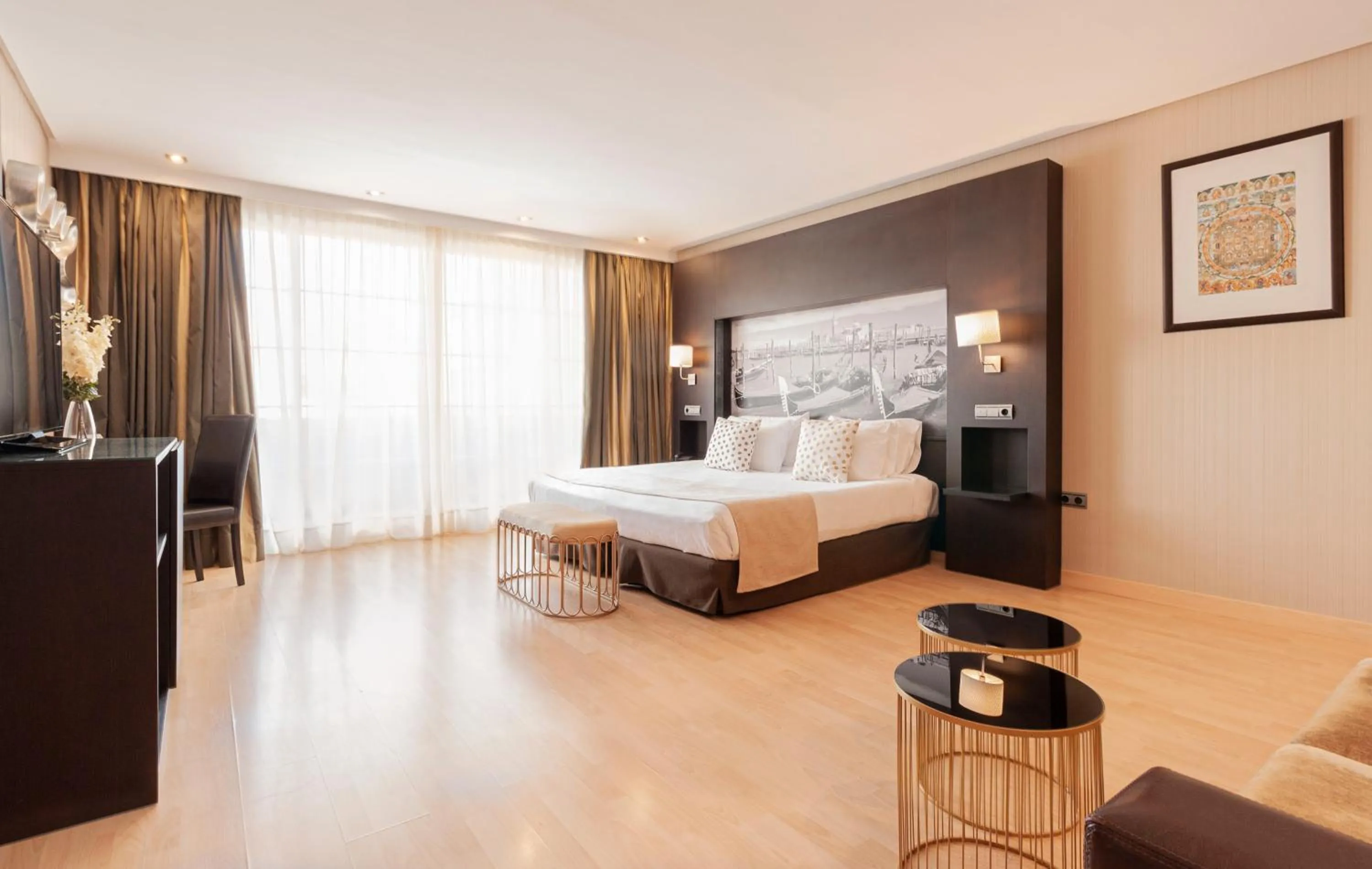 Suite in Oh Nice Ulises Ceuta