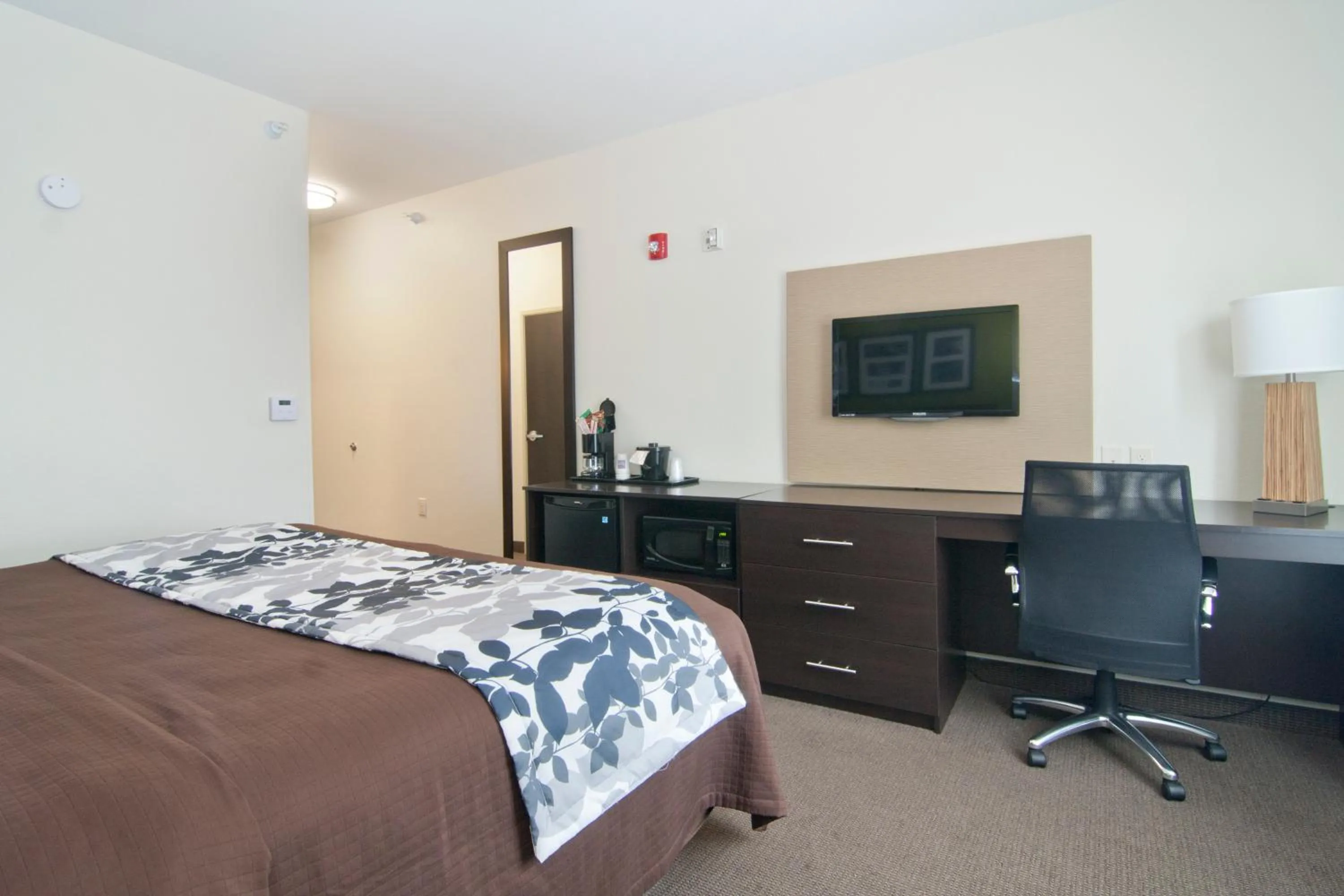 King Room - Non-Smoking in Sleep Inn & Suites Marshall - University Area