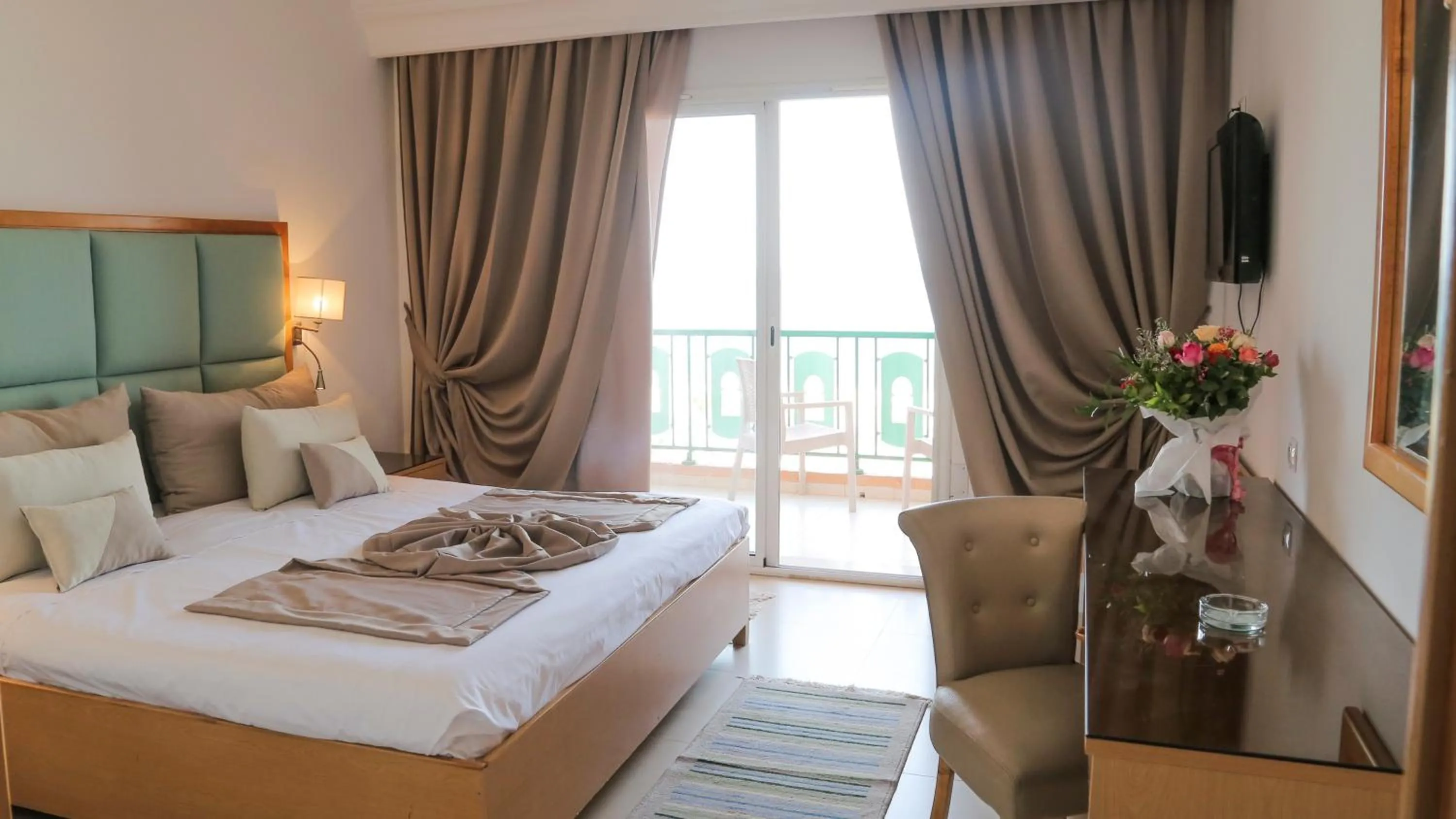 Triple Room in Hotel Marabout - Families and Couples Only