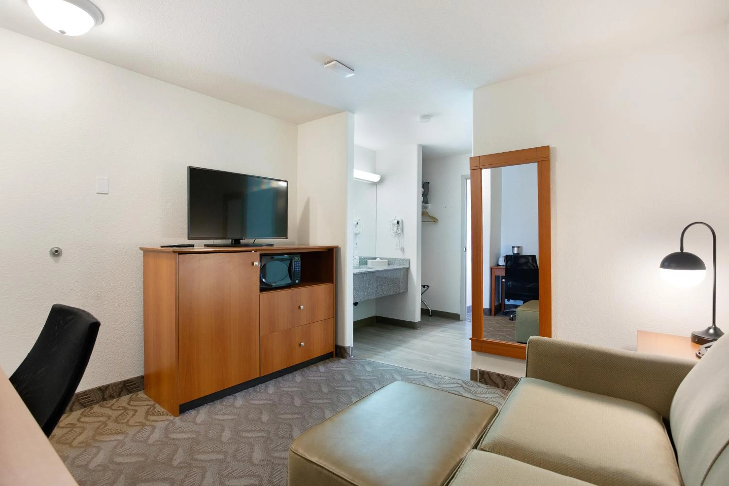 One-Bedroom King Suite with Living Room - Non-Smoking in Super 8 by Wyndham Calgary Shawnessy Area