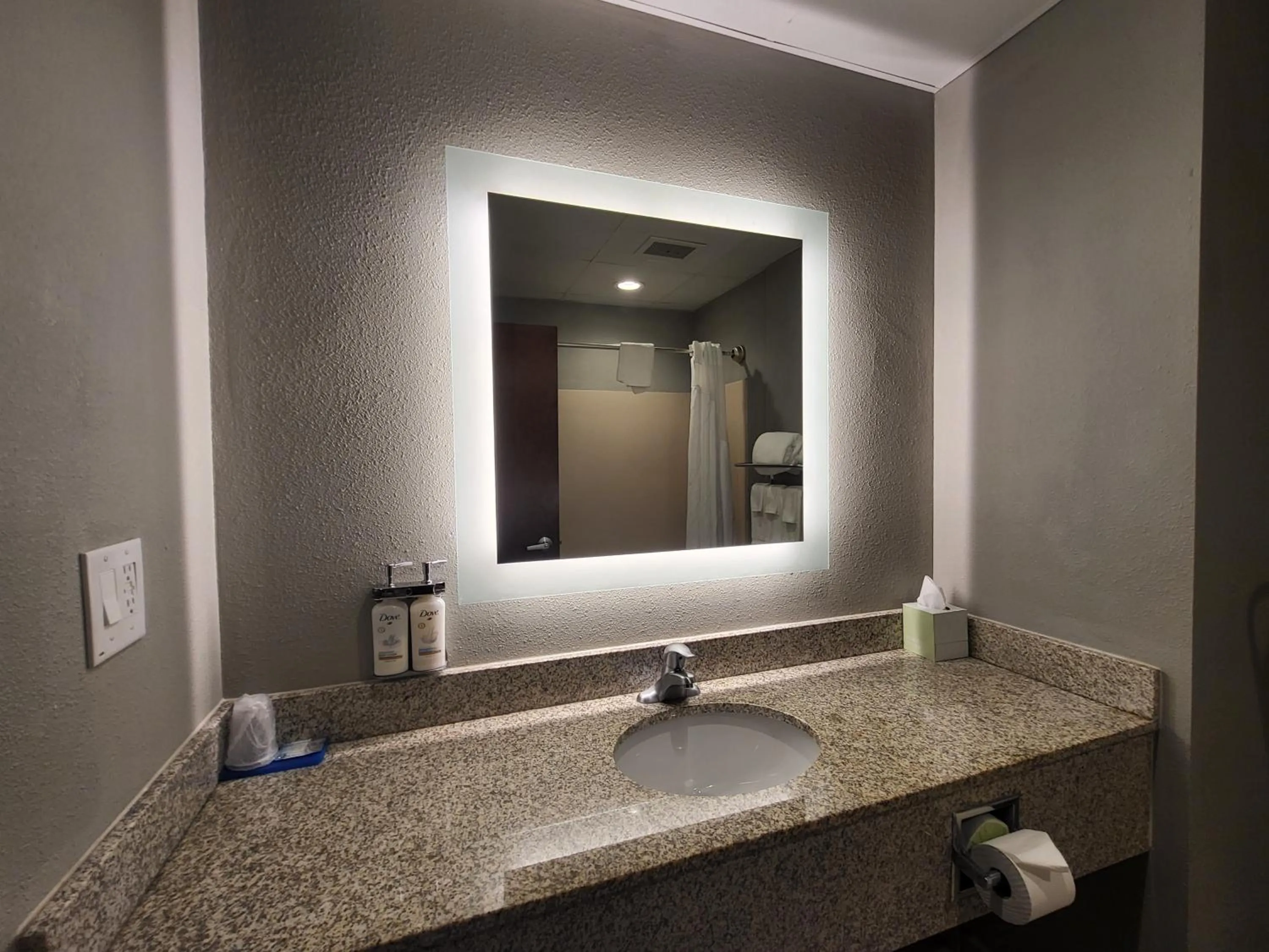 Standard King Room in Route 66 inn & Suites