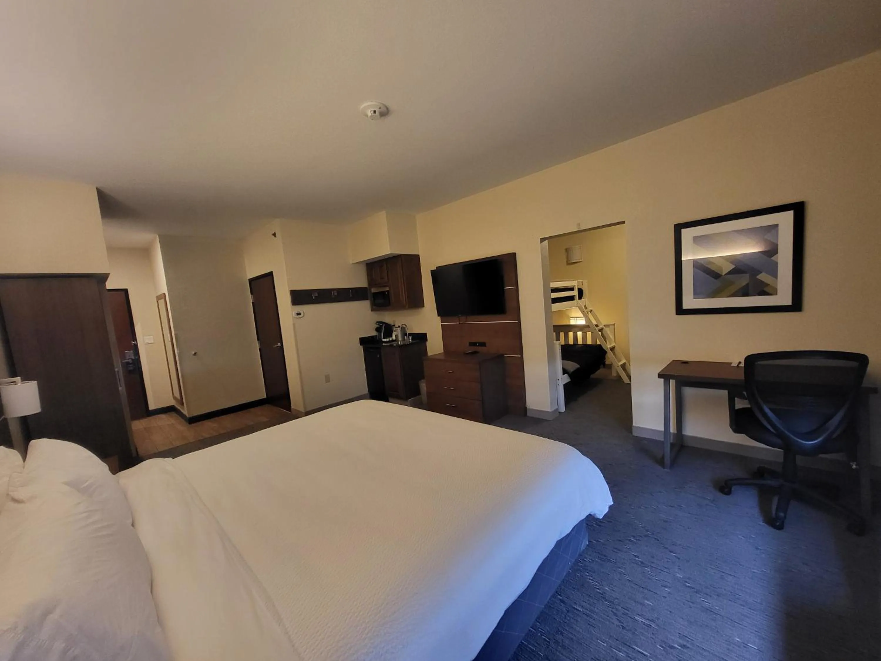 King Studio in Route 66 inn & Suites