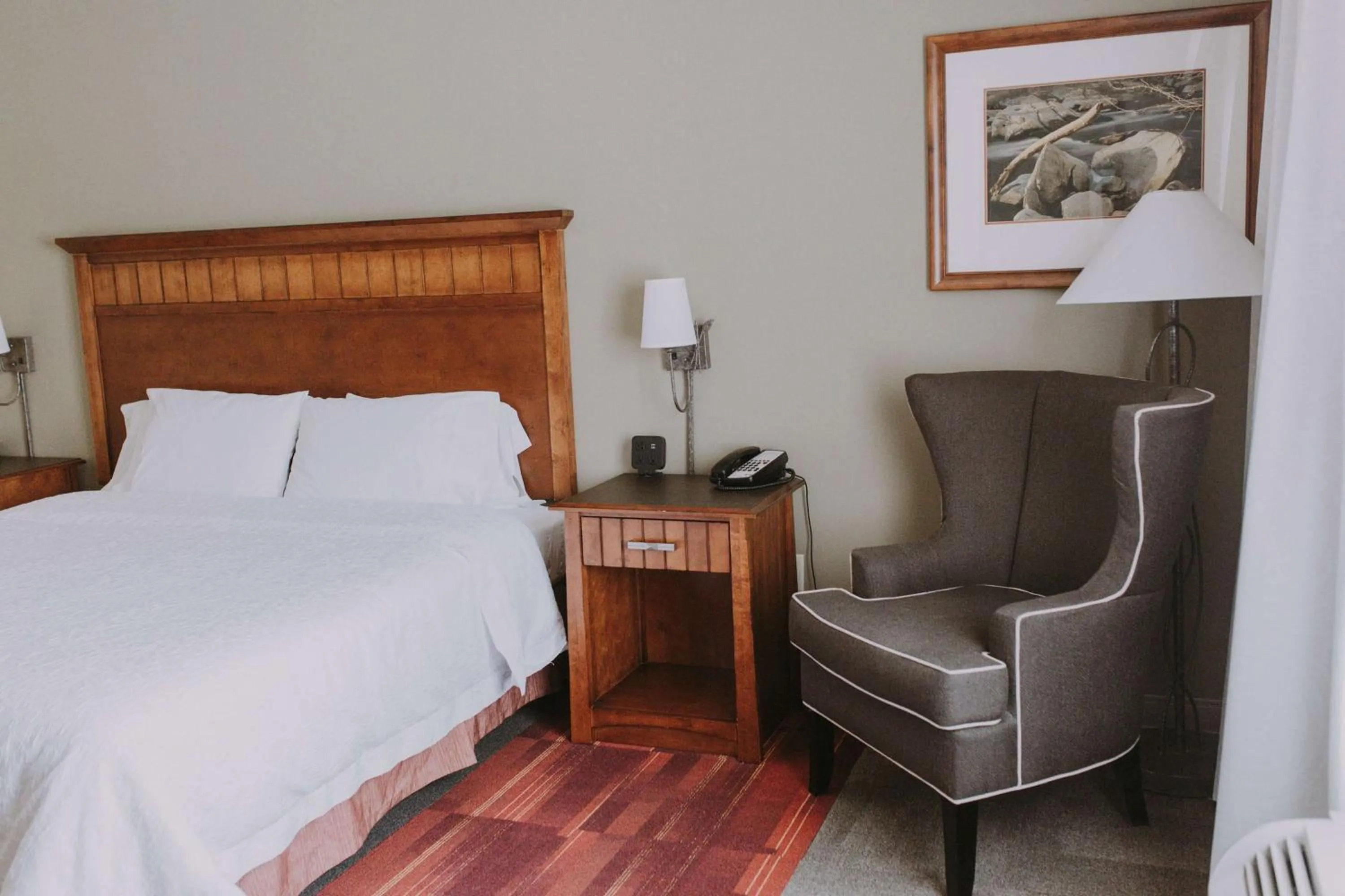 King Room with Accessible Tub - Mobility and Hearing Access/Non-Smoking in Hampton Inn & Suites Green River