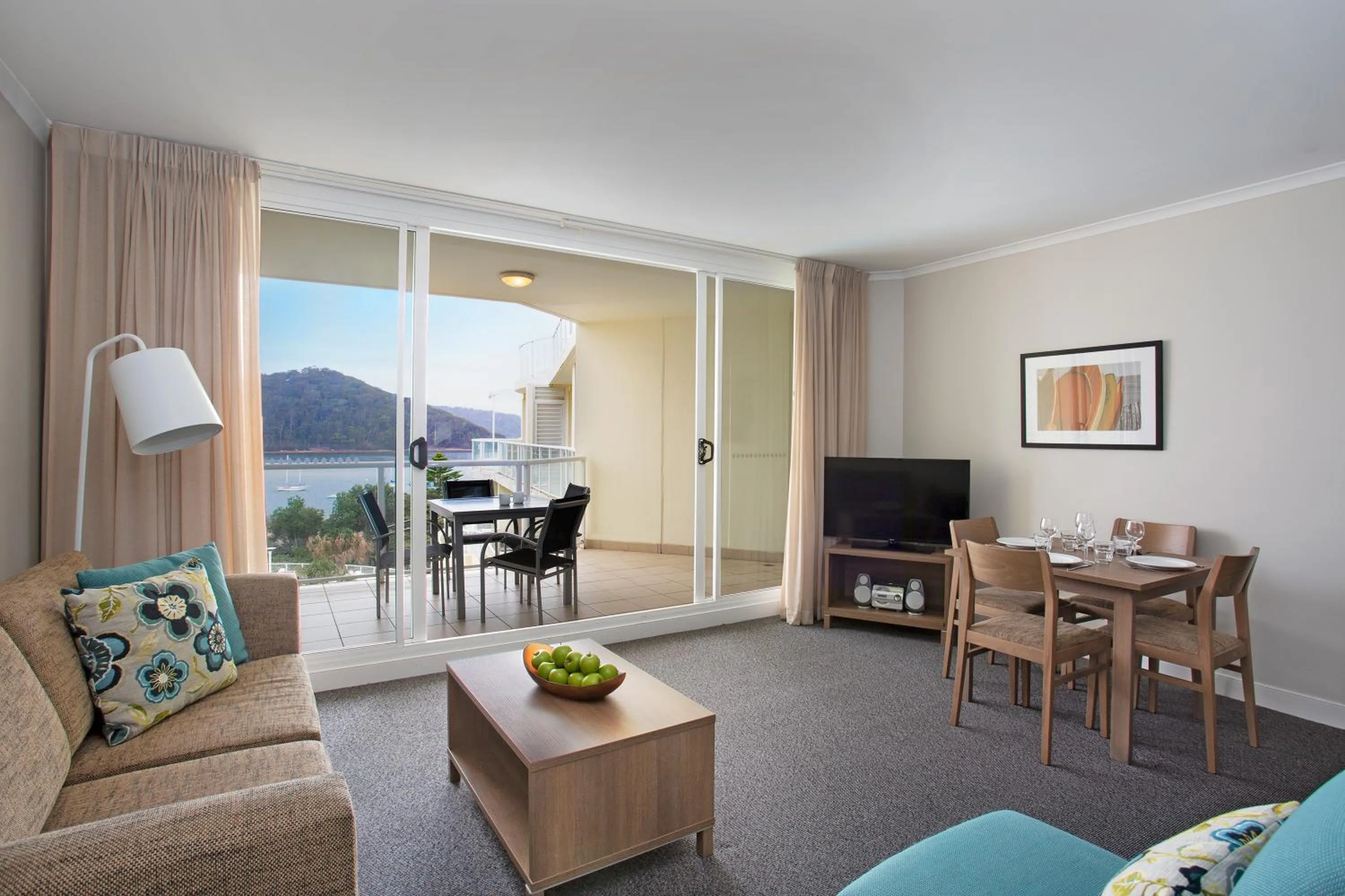 Deluxe Two-Bedroom Suite in Mantra Ettalong Beach