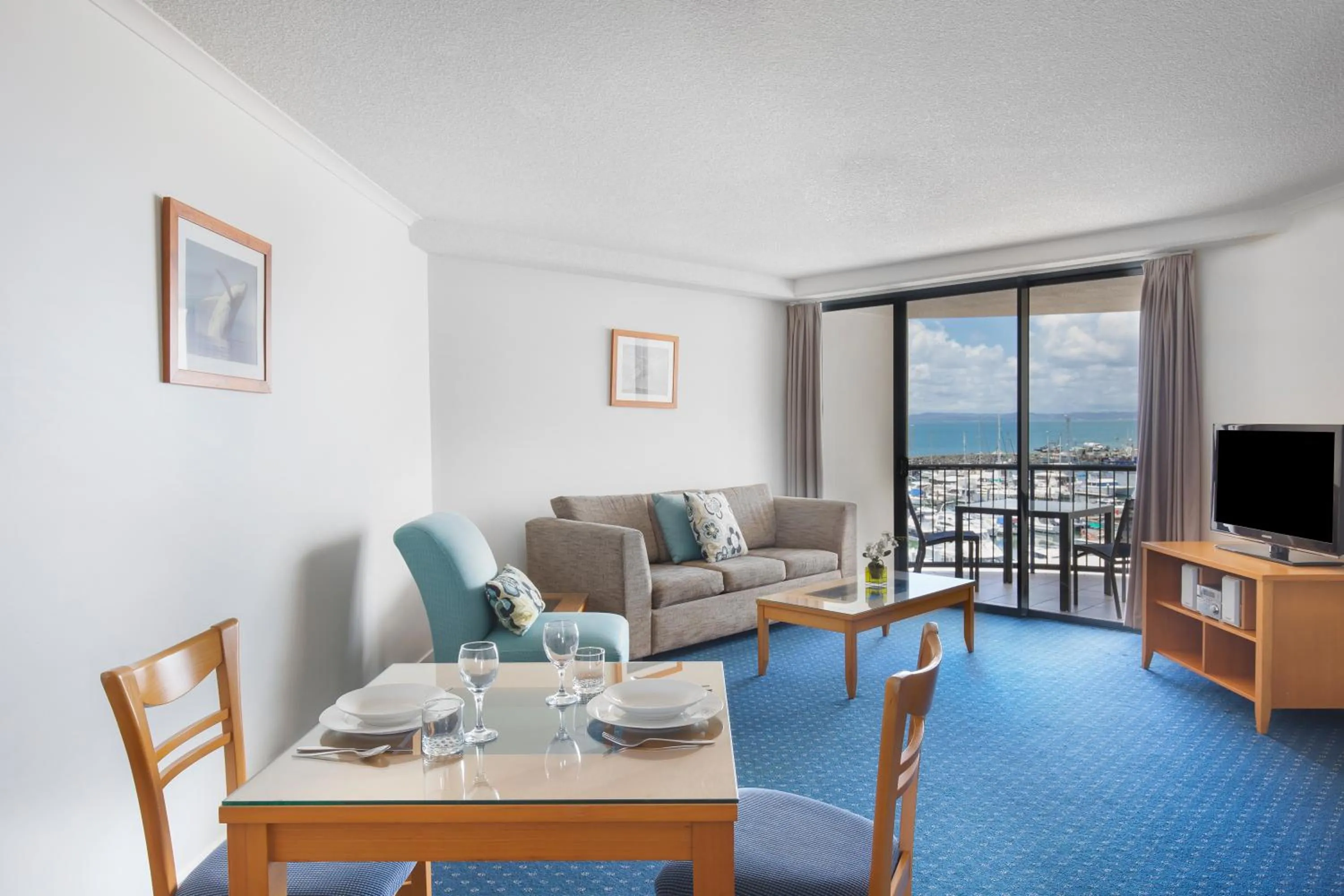 2 Bedroom Apartment - Dual Key Marina Facing in Mantra Hervey Bay