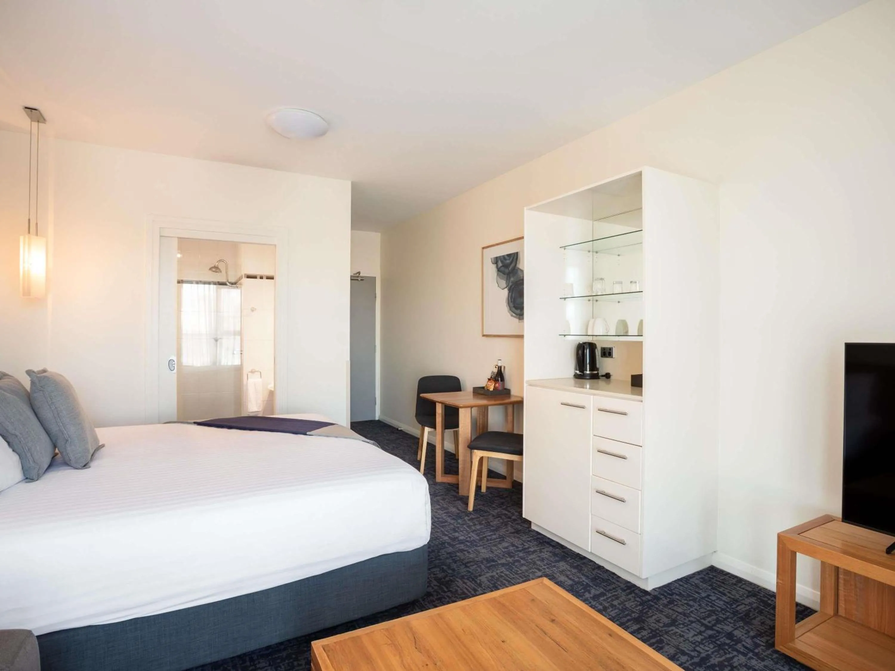 City View Studio in Peppers Seaport Launceston