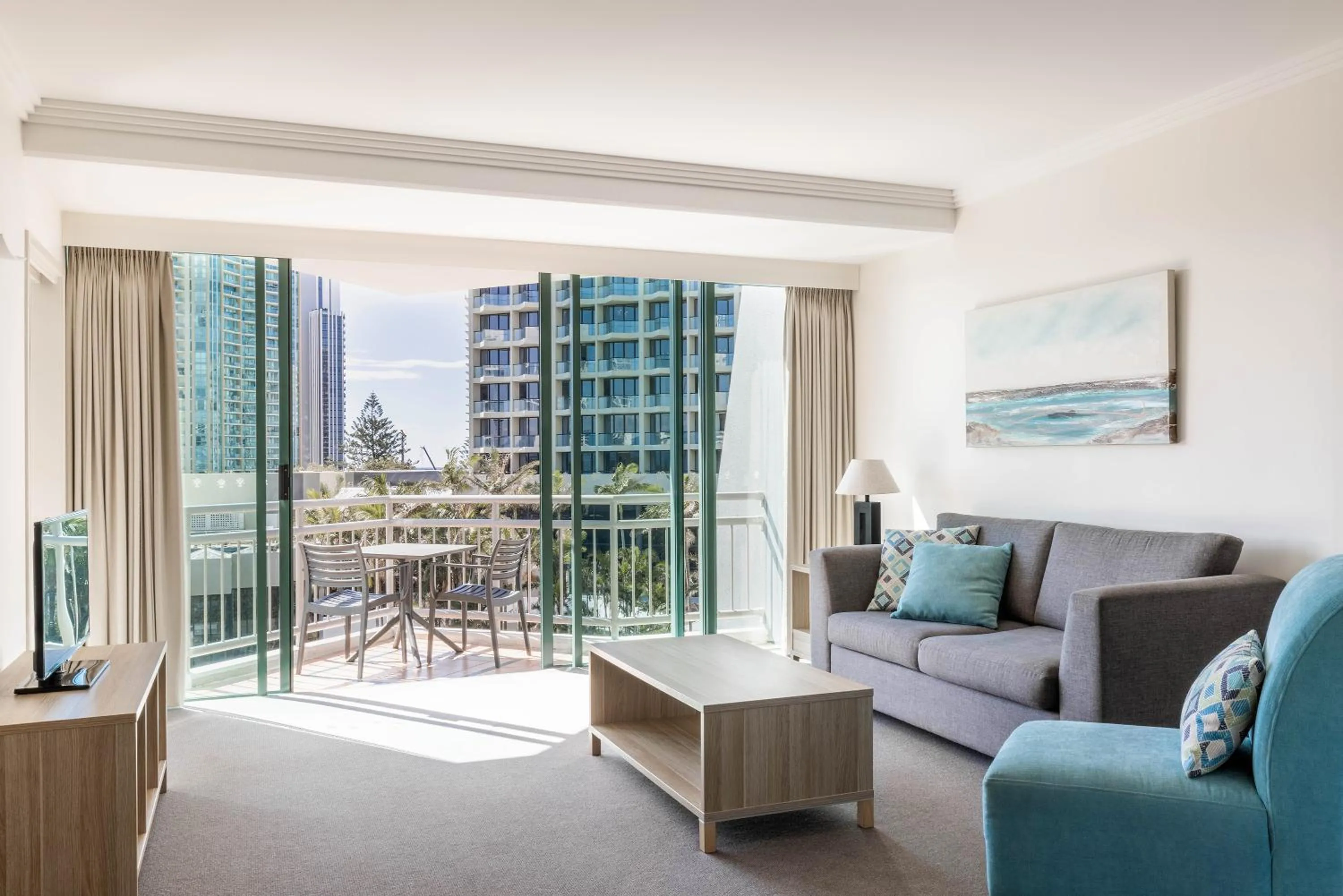 One-Bedroom Apartment in Mantra Crown Towers