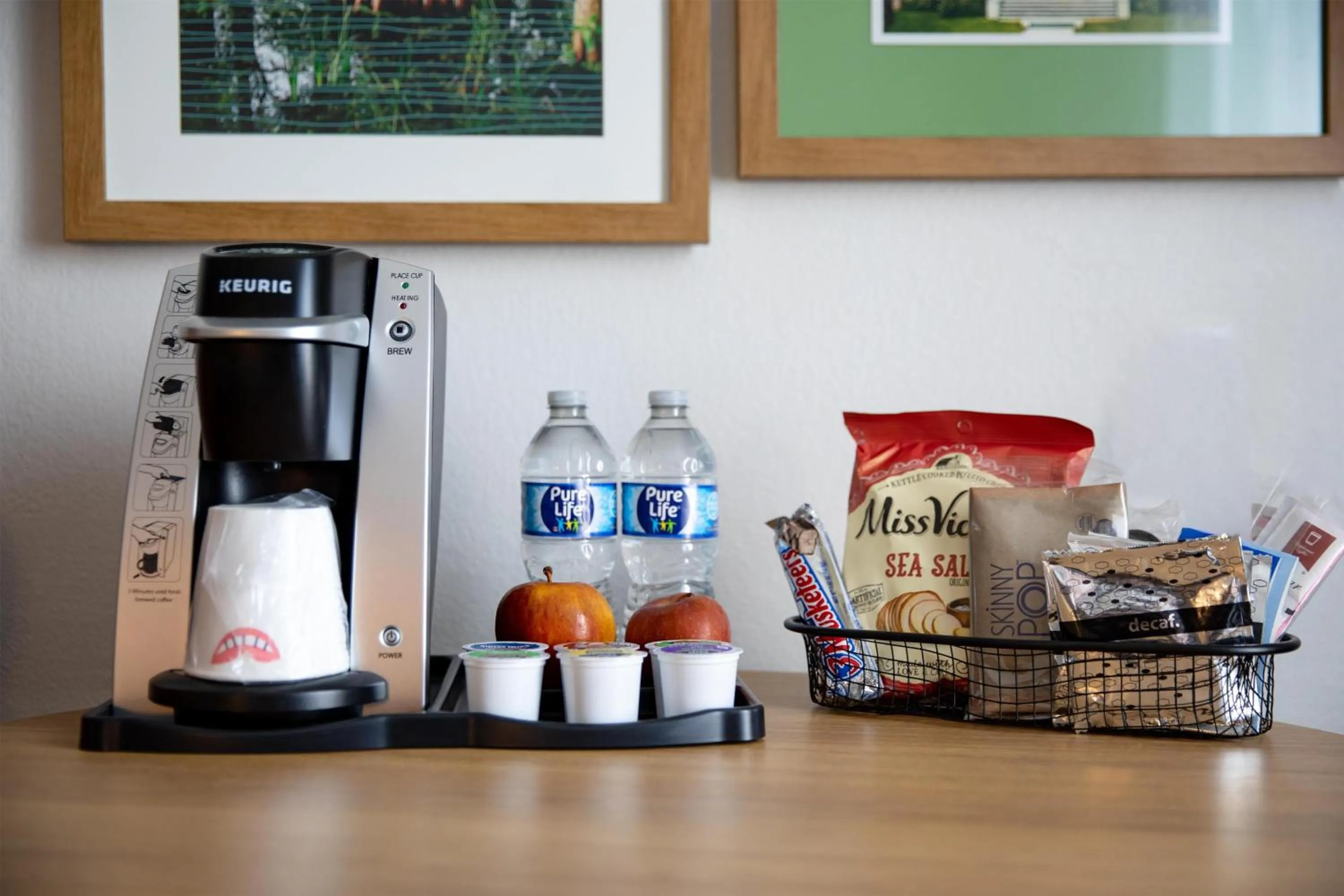 Premium Queen Studio with Two Queen Beds - Non-Smoking in Hampton Inn & Suites Jennings