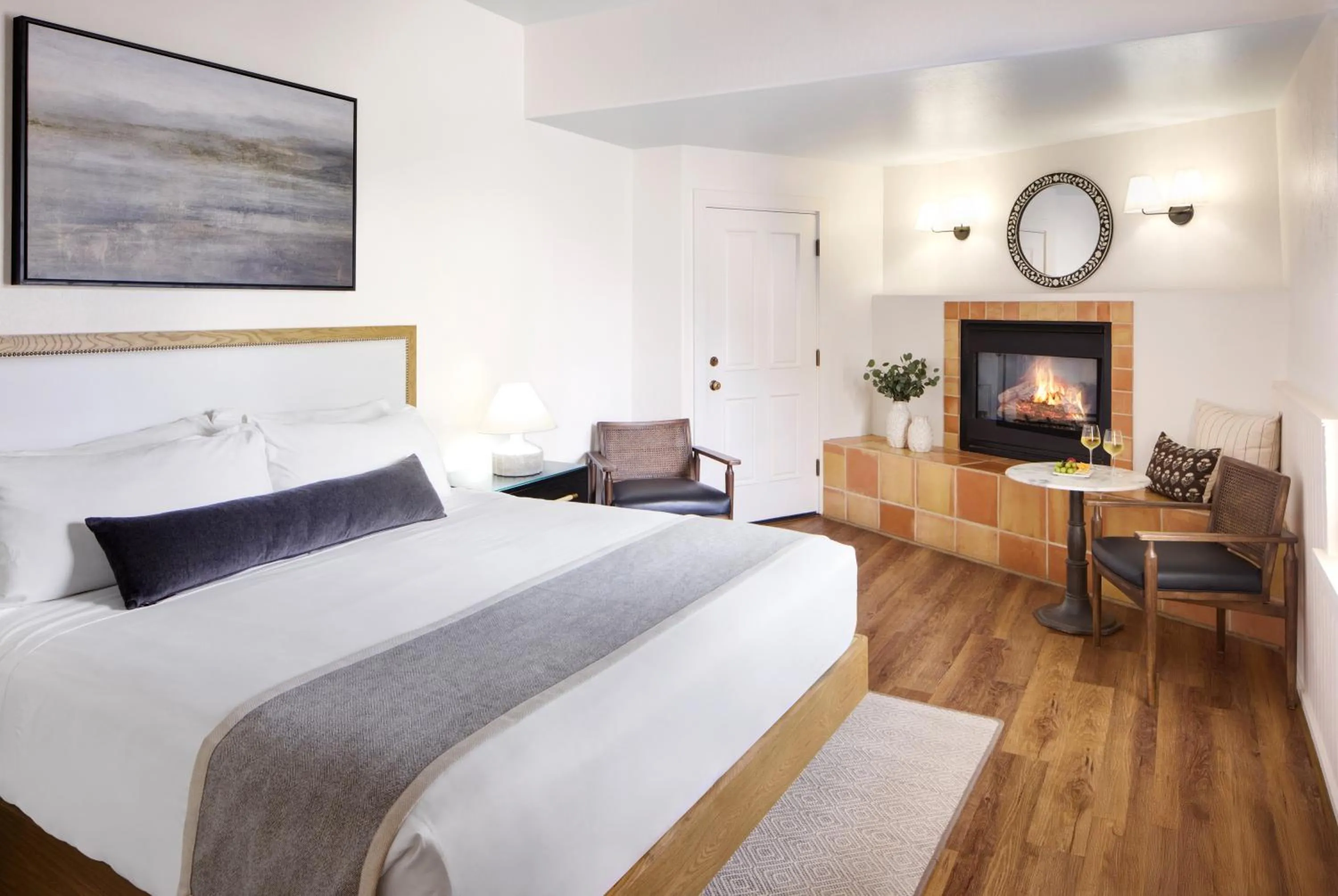 Deluxe King in Maison Fleurie, A Four Sisters Inn