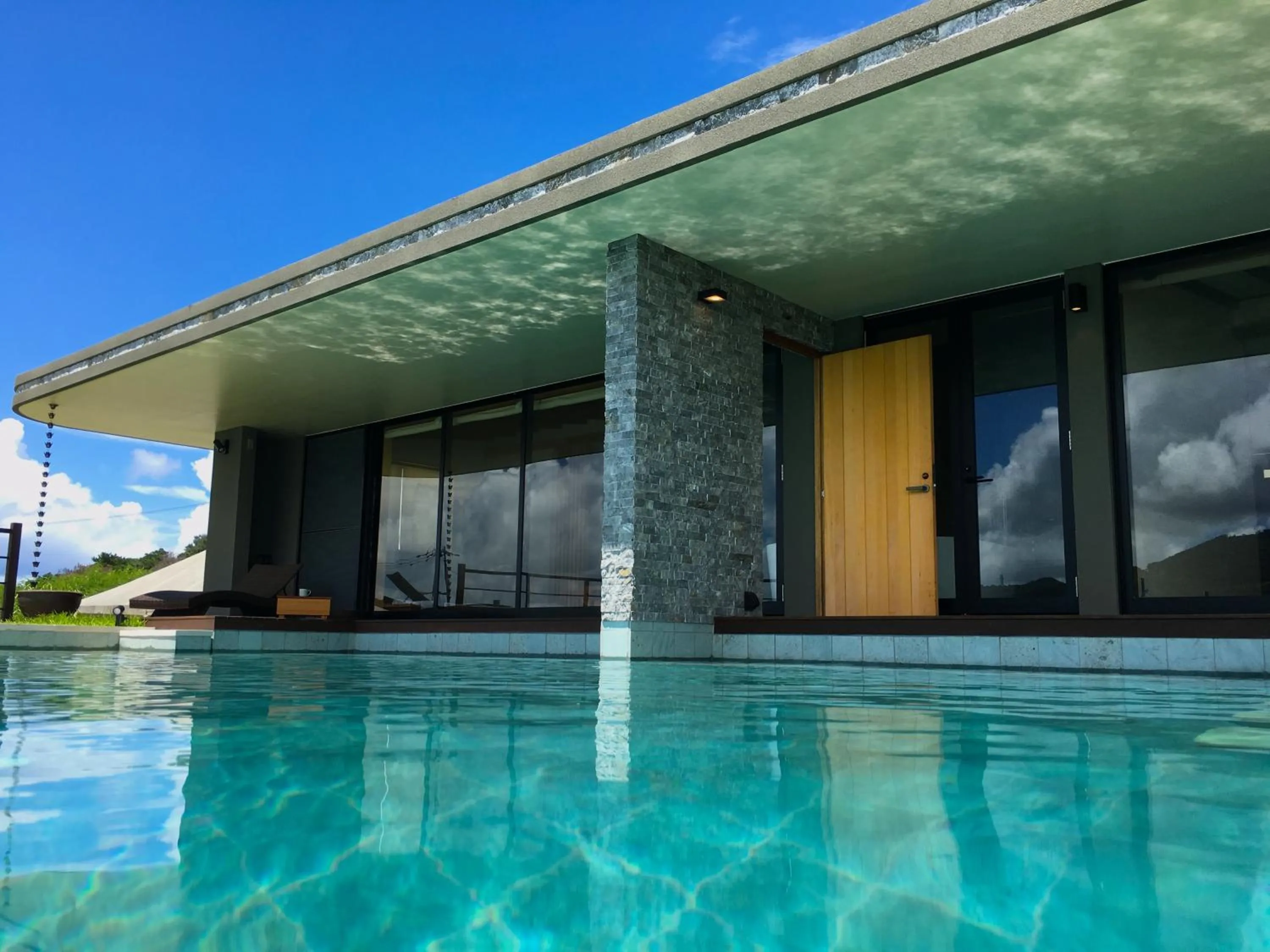 Ocean View Villa with Private Pool in Sesoko Sansui