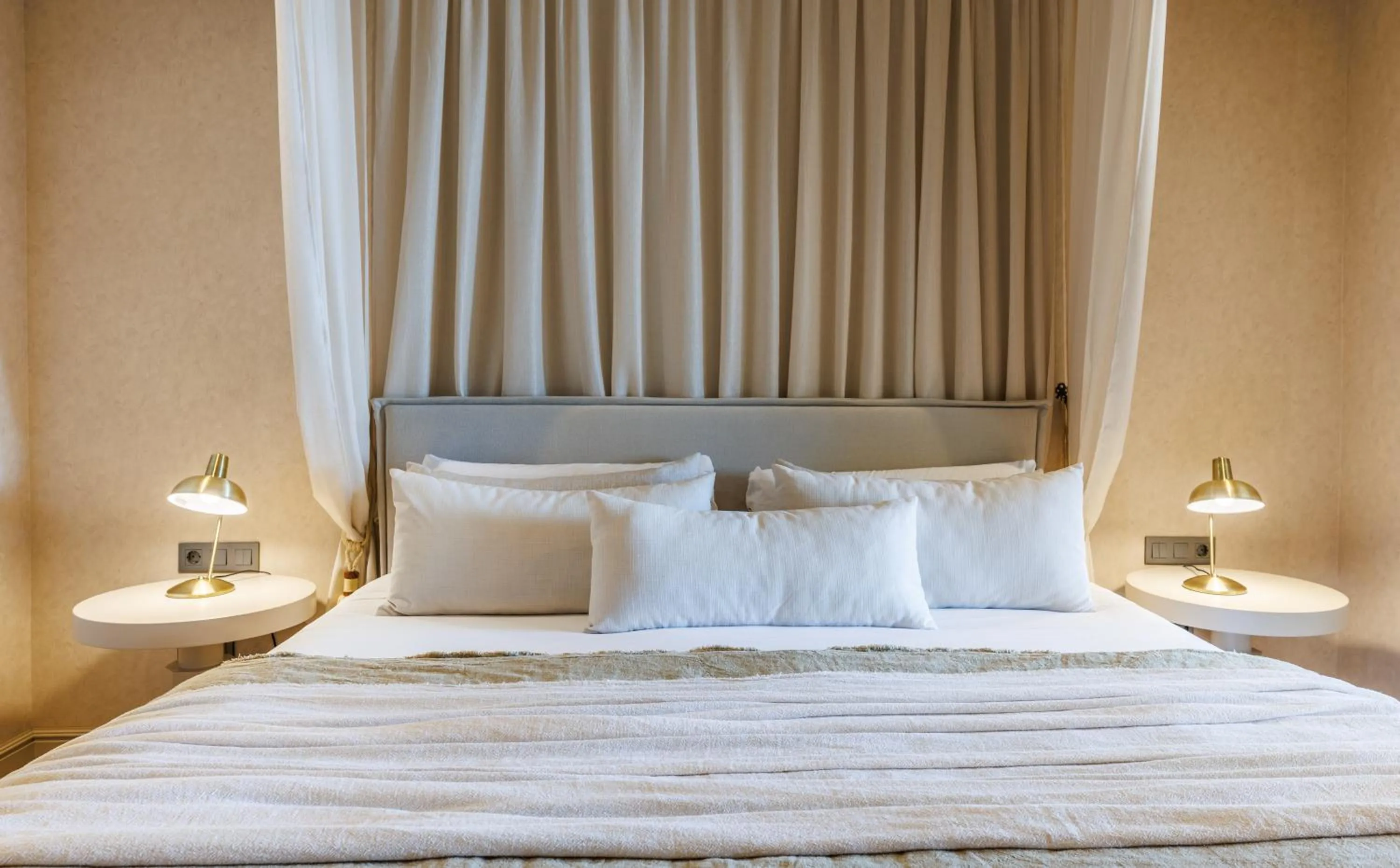 Junior Suite with Sea View (2 Adults + 1 Child) in Hoposa Uyal