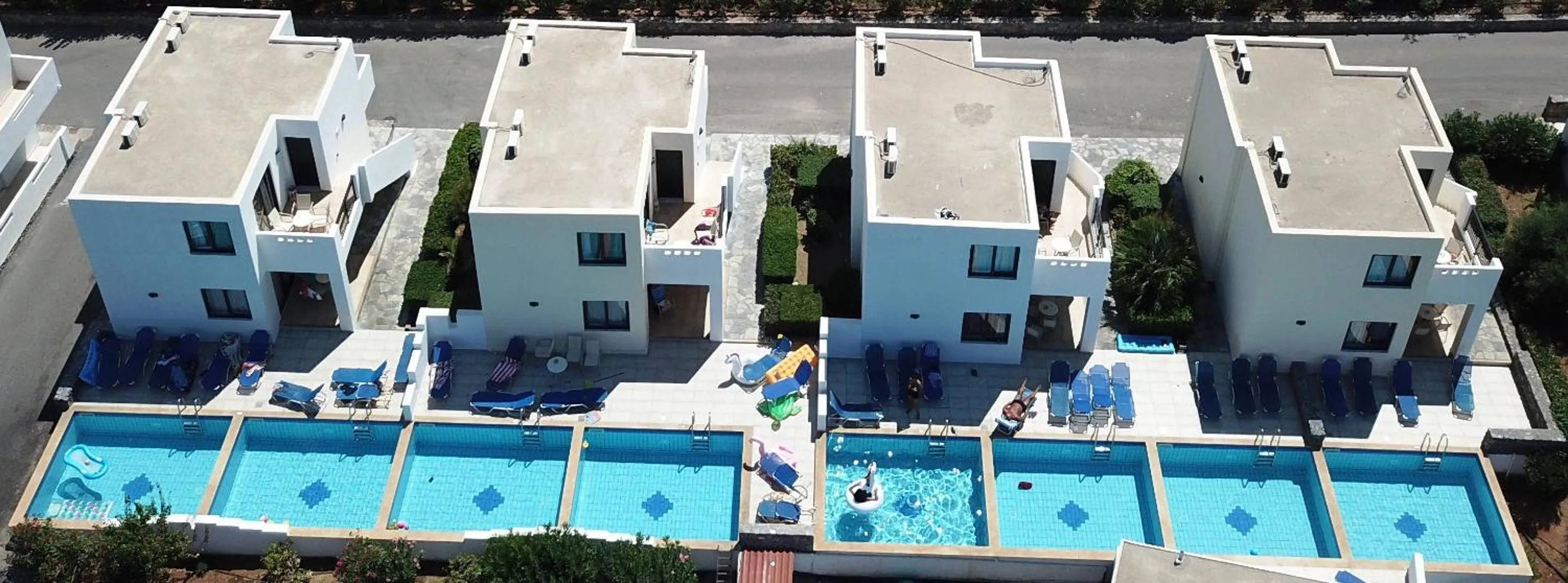 Villa with Private Pool in Mediterraneo Hotel