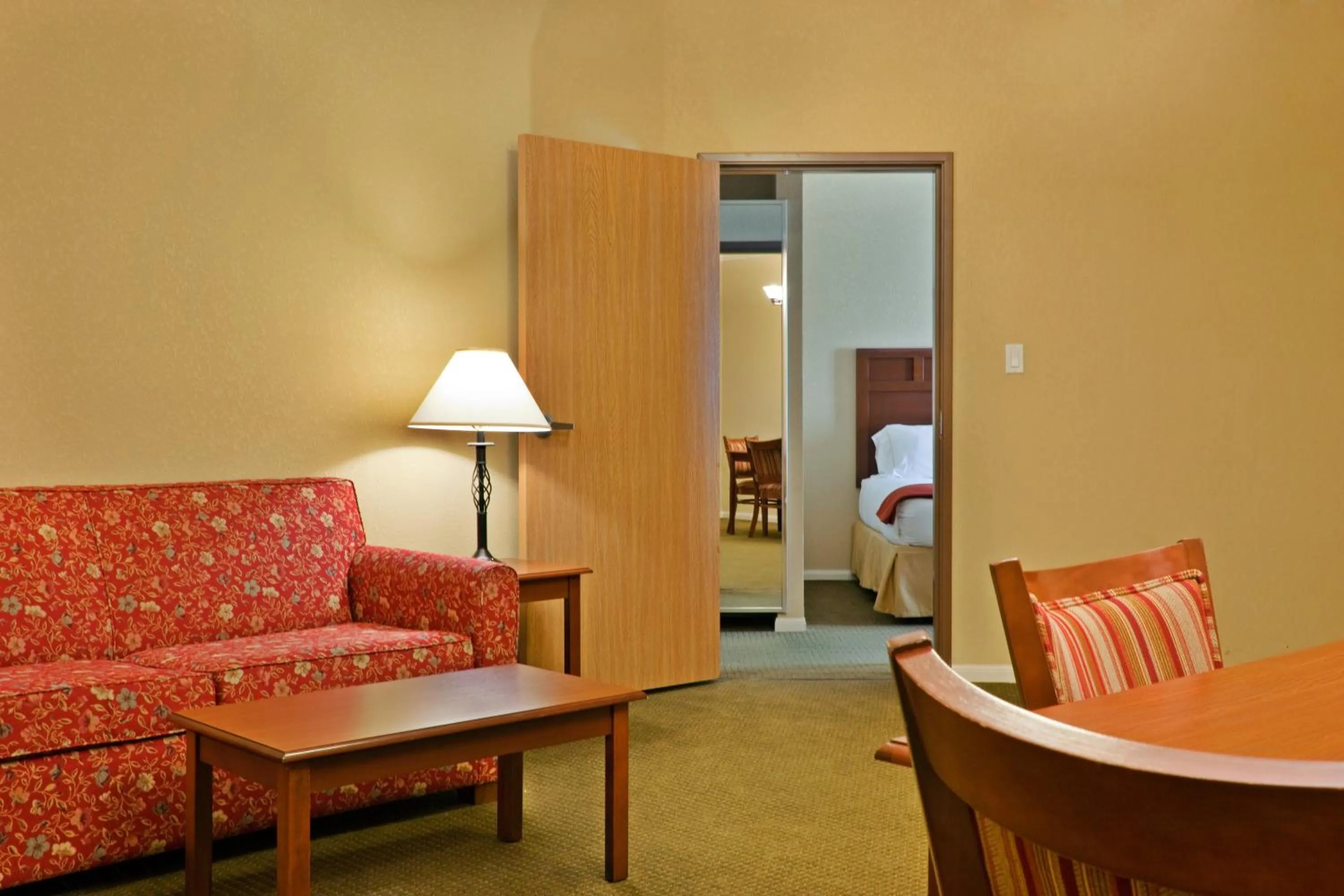 Suite with Two Beds - Non-Smoking in Holiday Inn Express of Salado-Belton by IHG