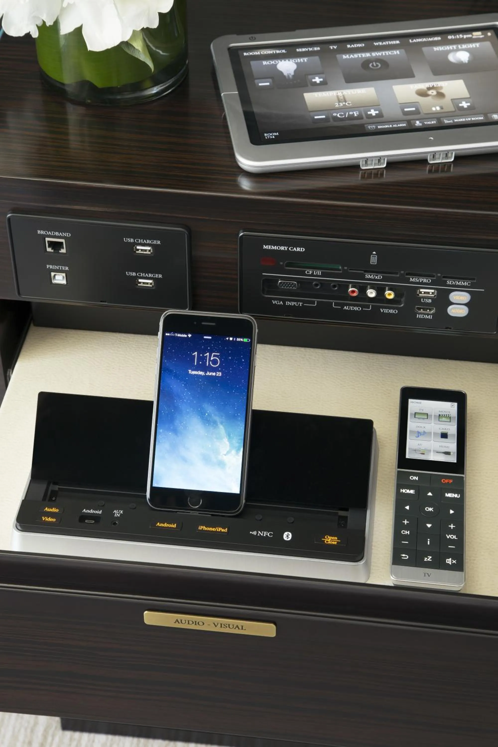 Deluxe Suite in The Peninsula Chicago