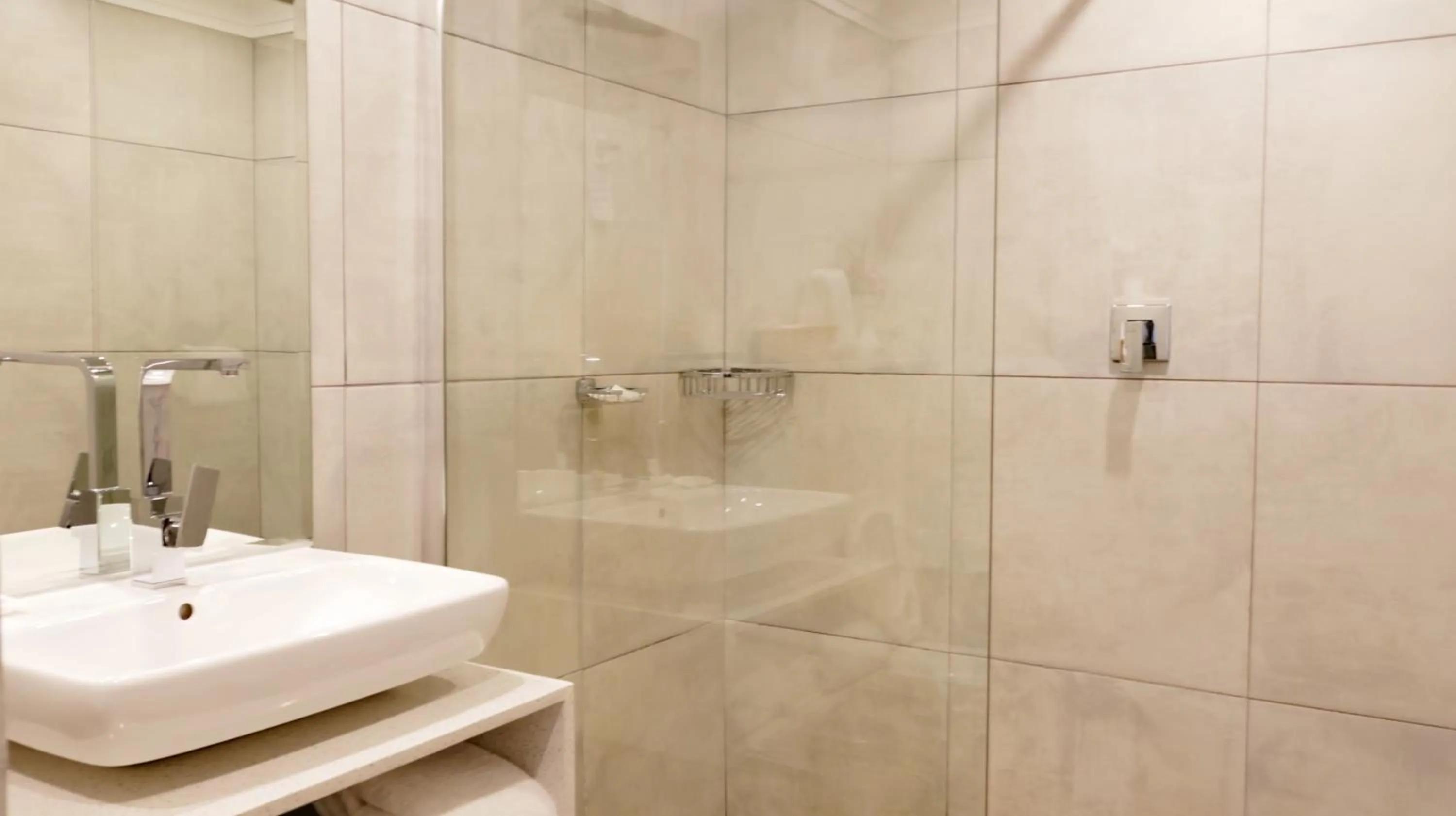 King Room - single occupancy in Troutbeck Resort