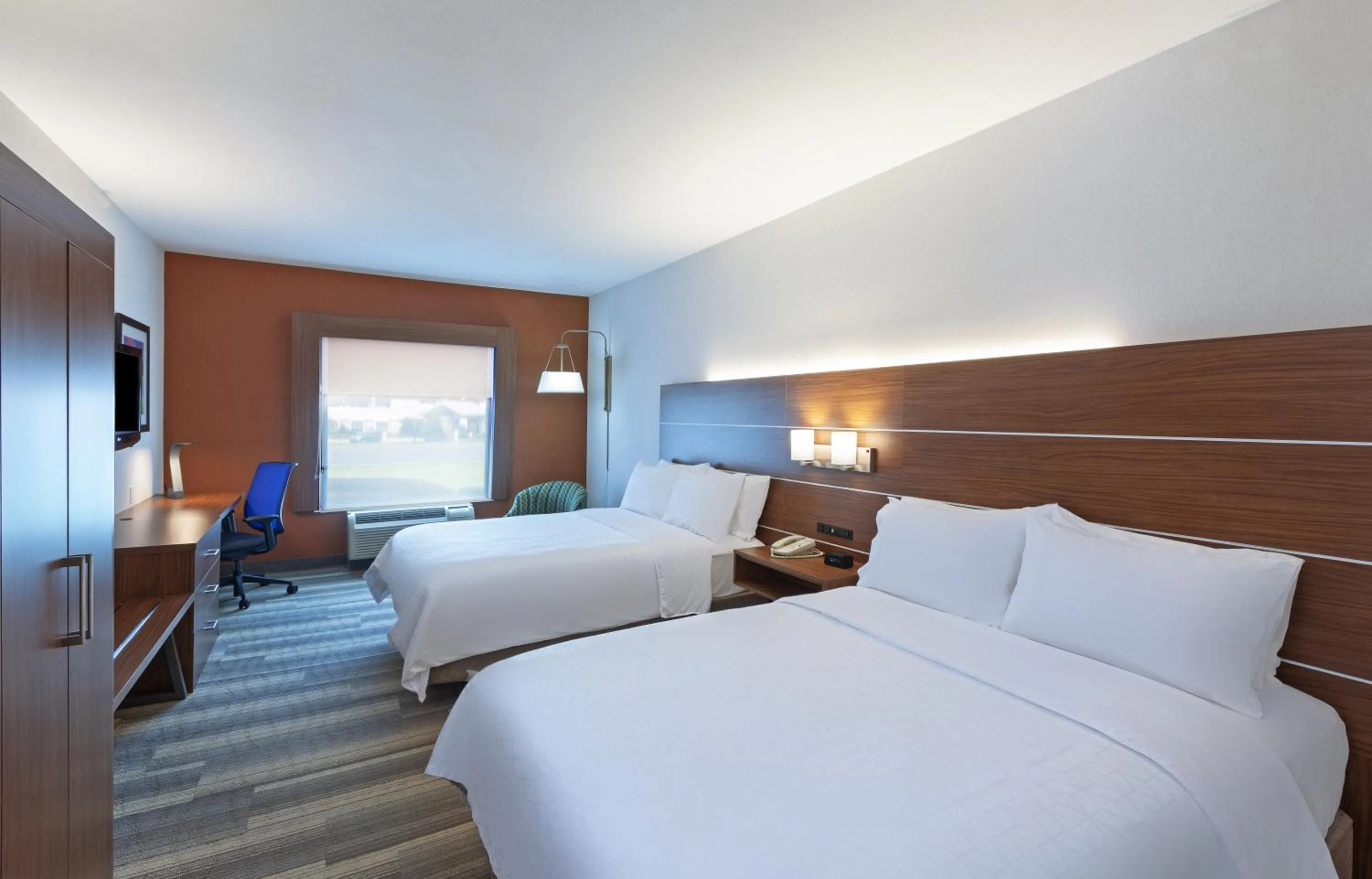 Standard Room with Two Queen Beds in Holiday Inn Express Hotel and Suites Jasper by IHG