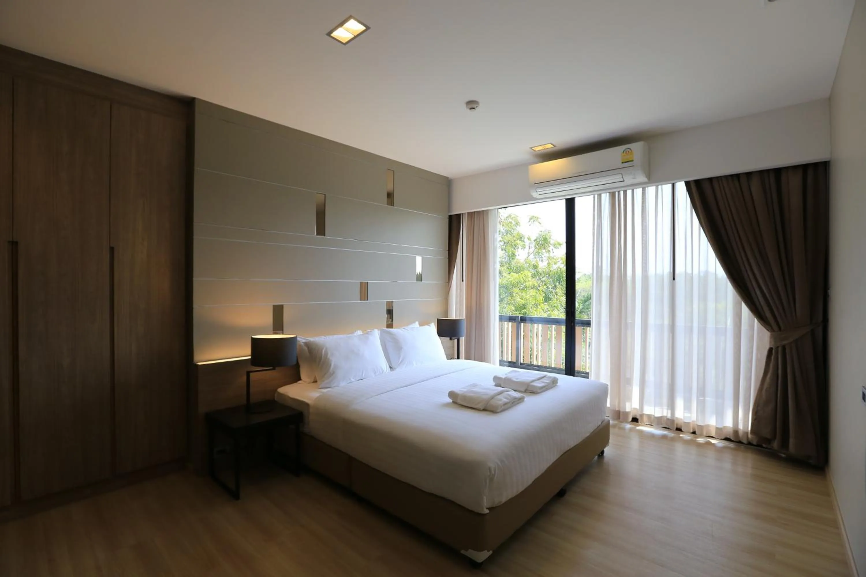 Grand Park Suite in Hyde Park Chiangmai