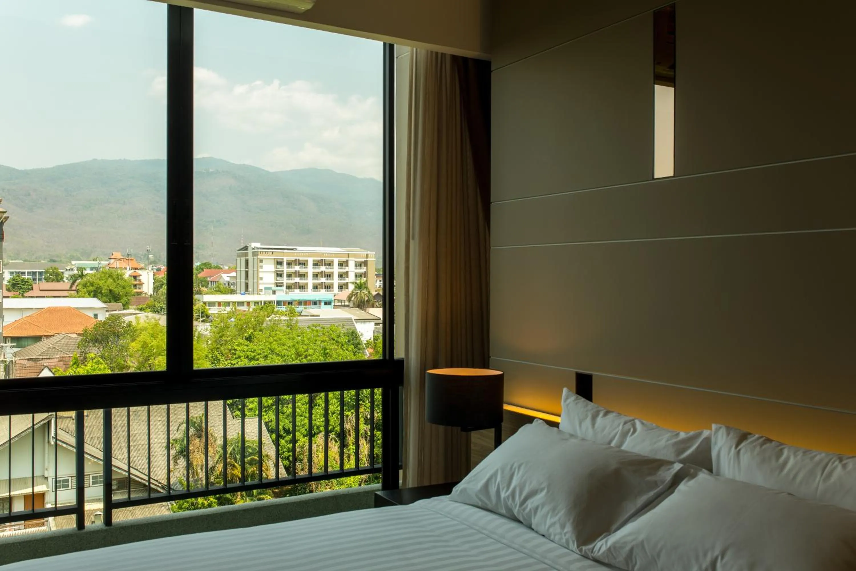 Two Bed Grand Mountain Duplex in Hyde Park Chiangmai