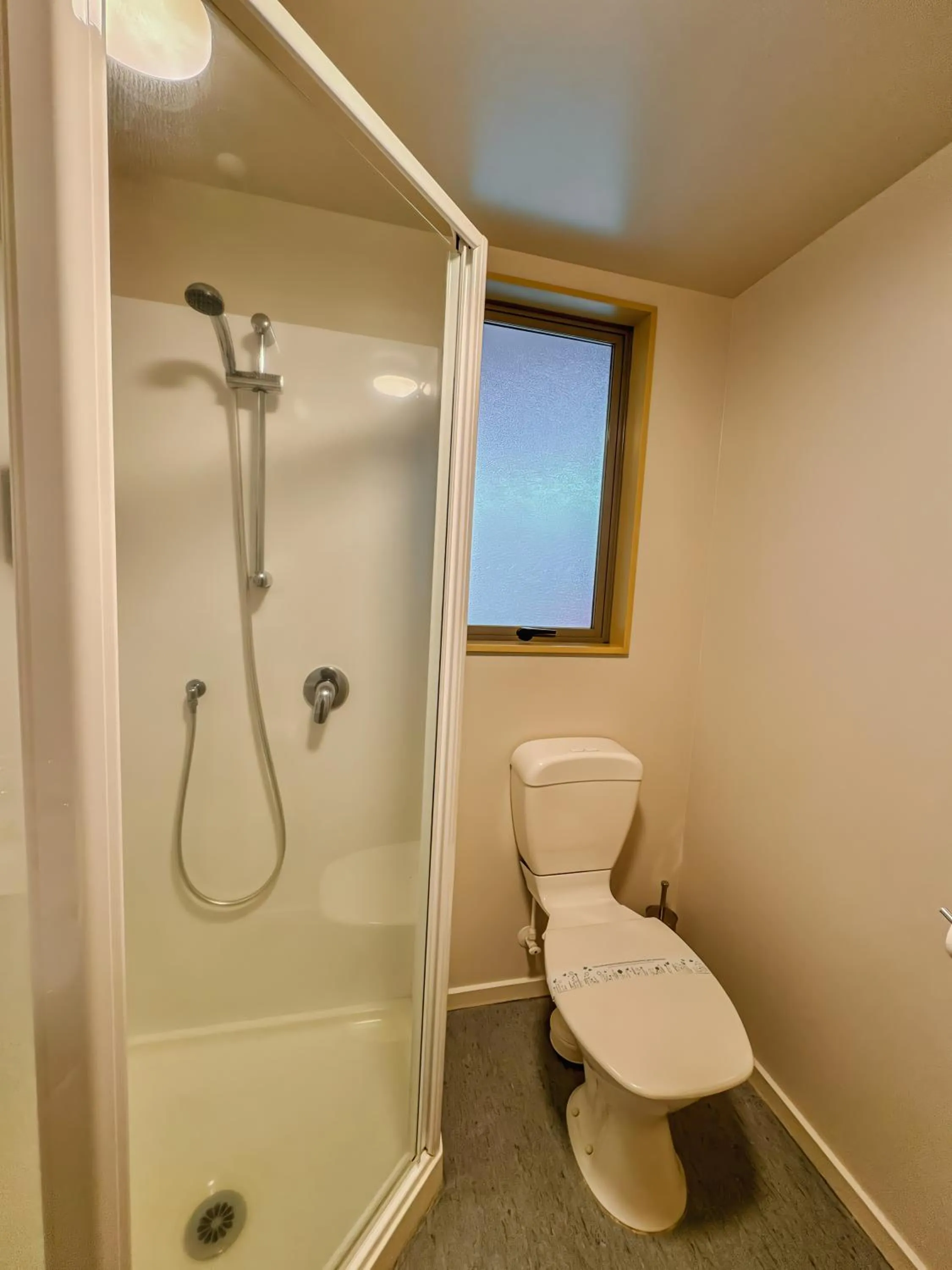 Twin Studio in Bealey Avenue Motel