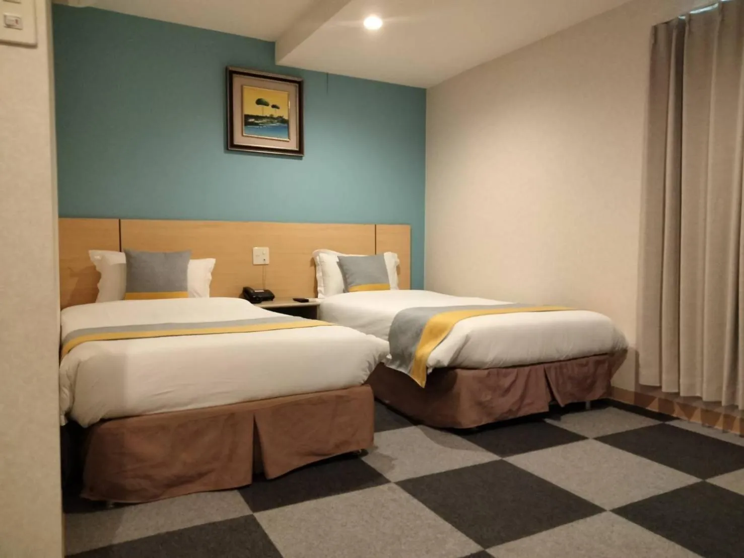 Twin Room - single occupancy in Victoria Hotel