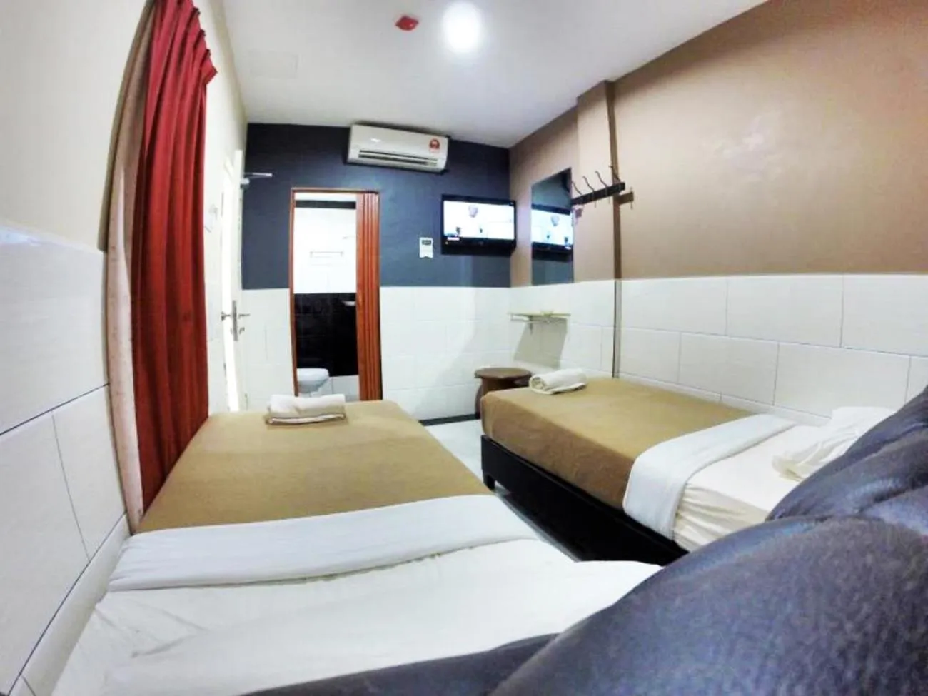 Standard Twin Room in Adamson Park Kuala Lumpur