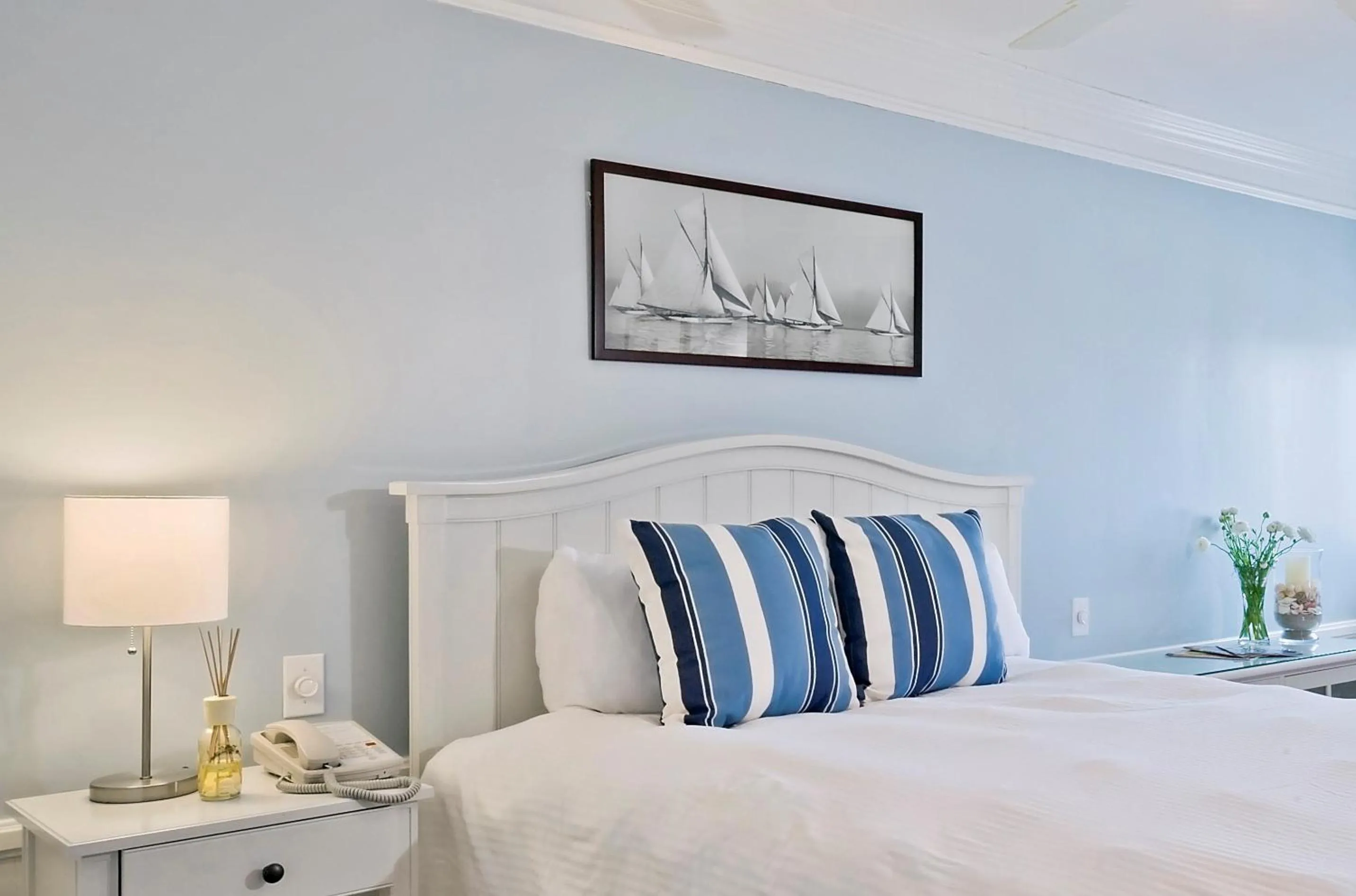 The Newport Queen  in Newport Beach Hotel