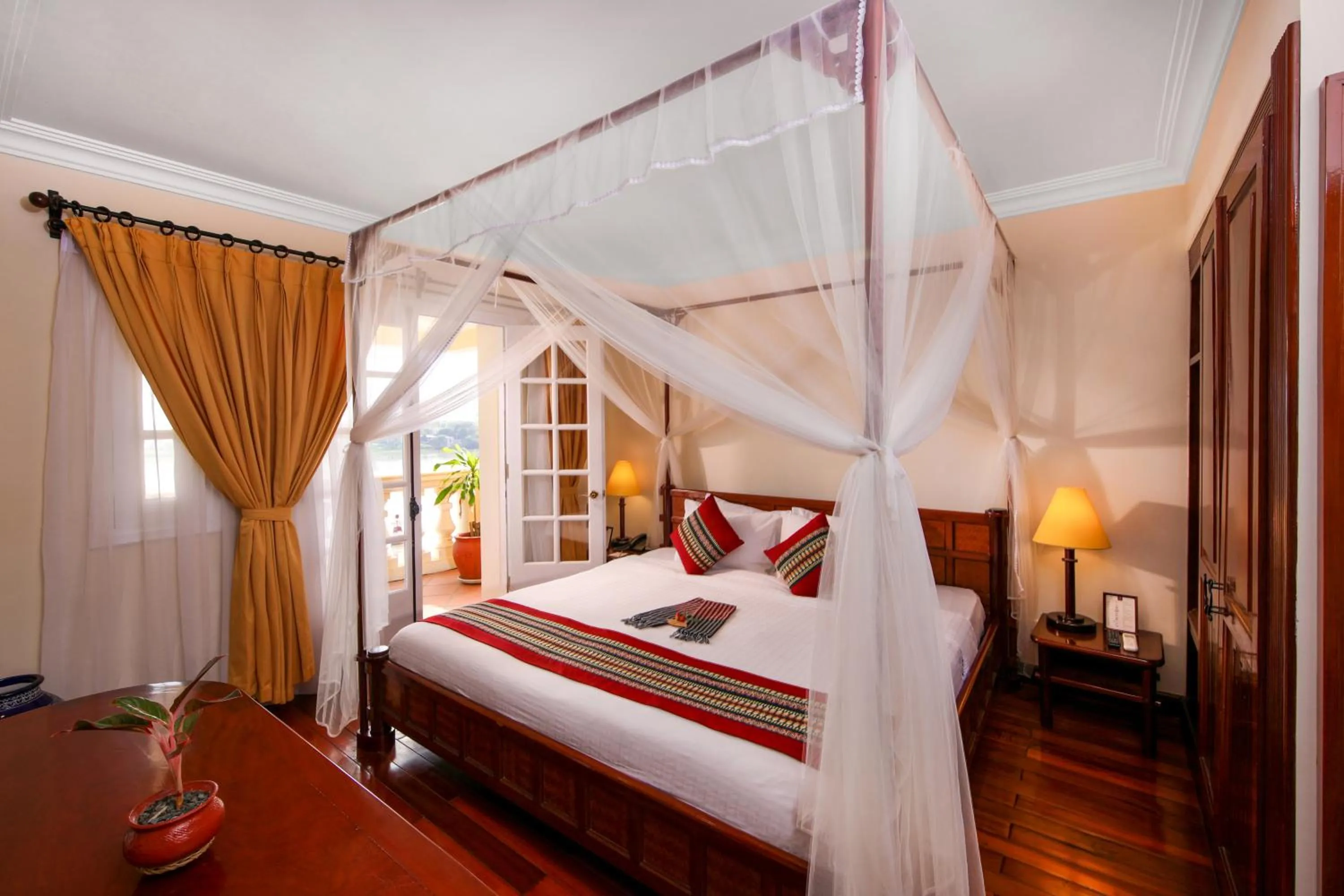 Suite (2 Adults) in Victoria Chau Doc Hotel