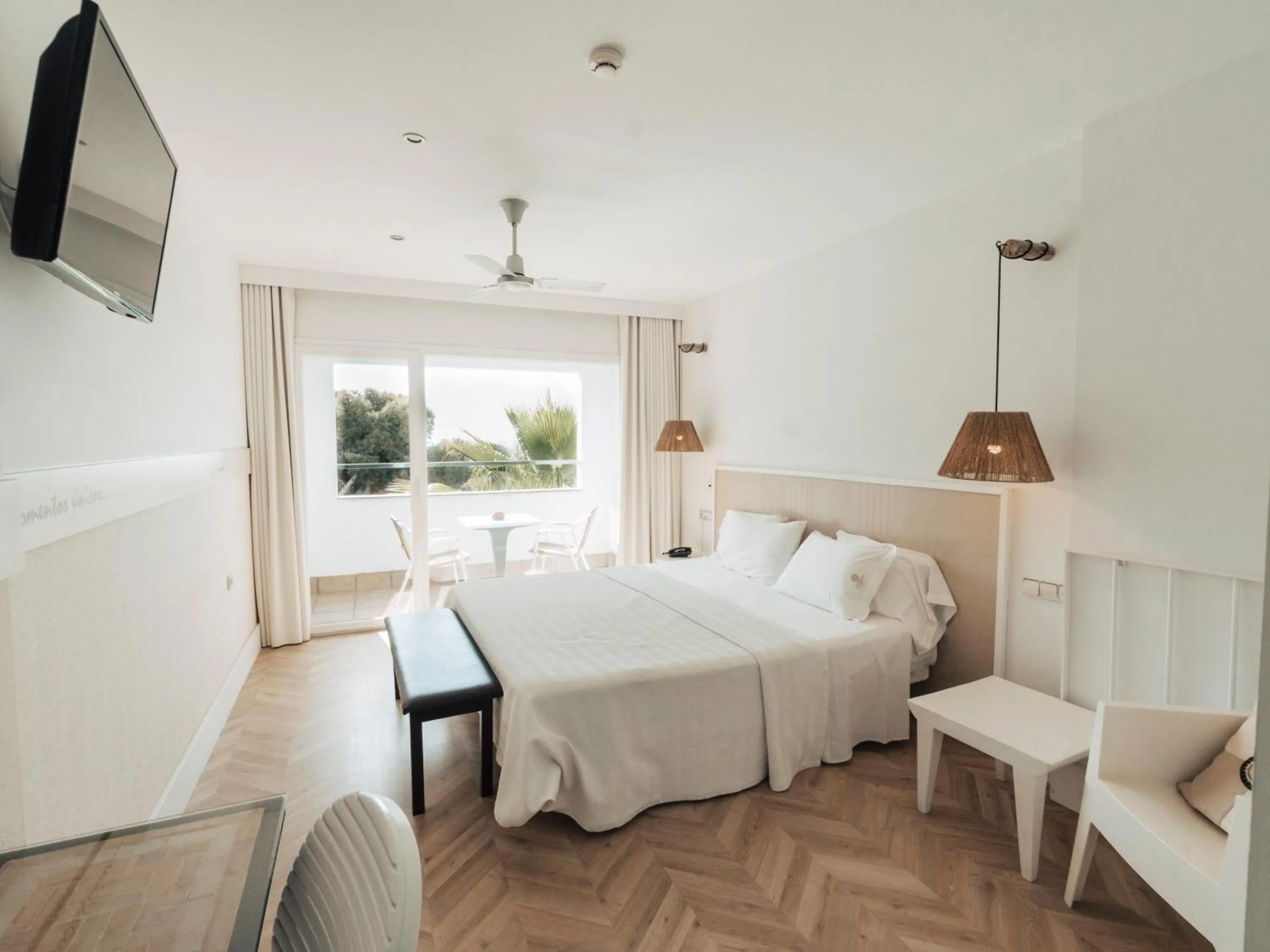 Twin Room in Hotel MC San José