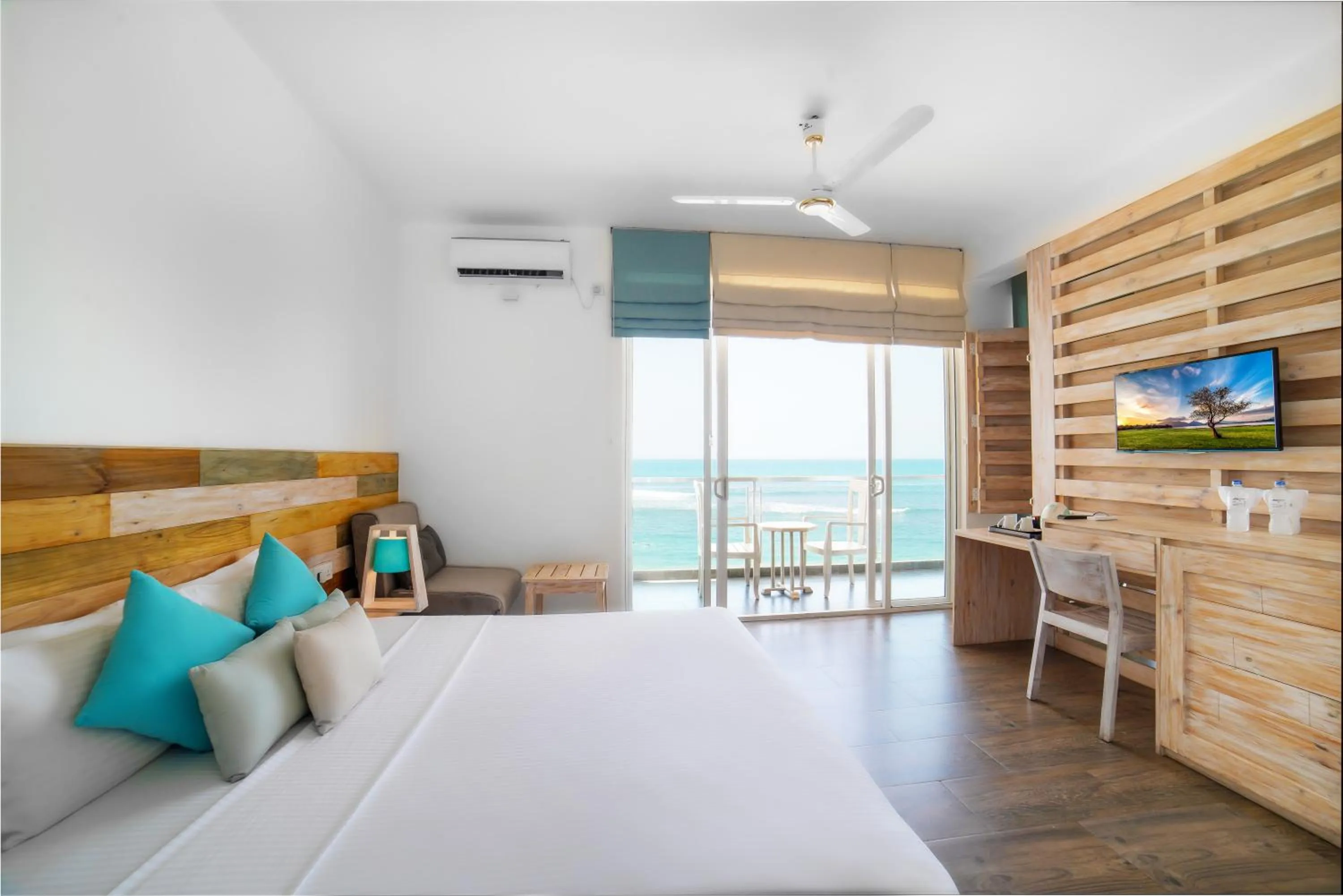 Premier Ocean Suite with 10% off on Food & Beverage in Hikkaduwa Beach Hotel