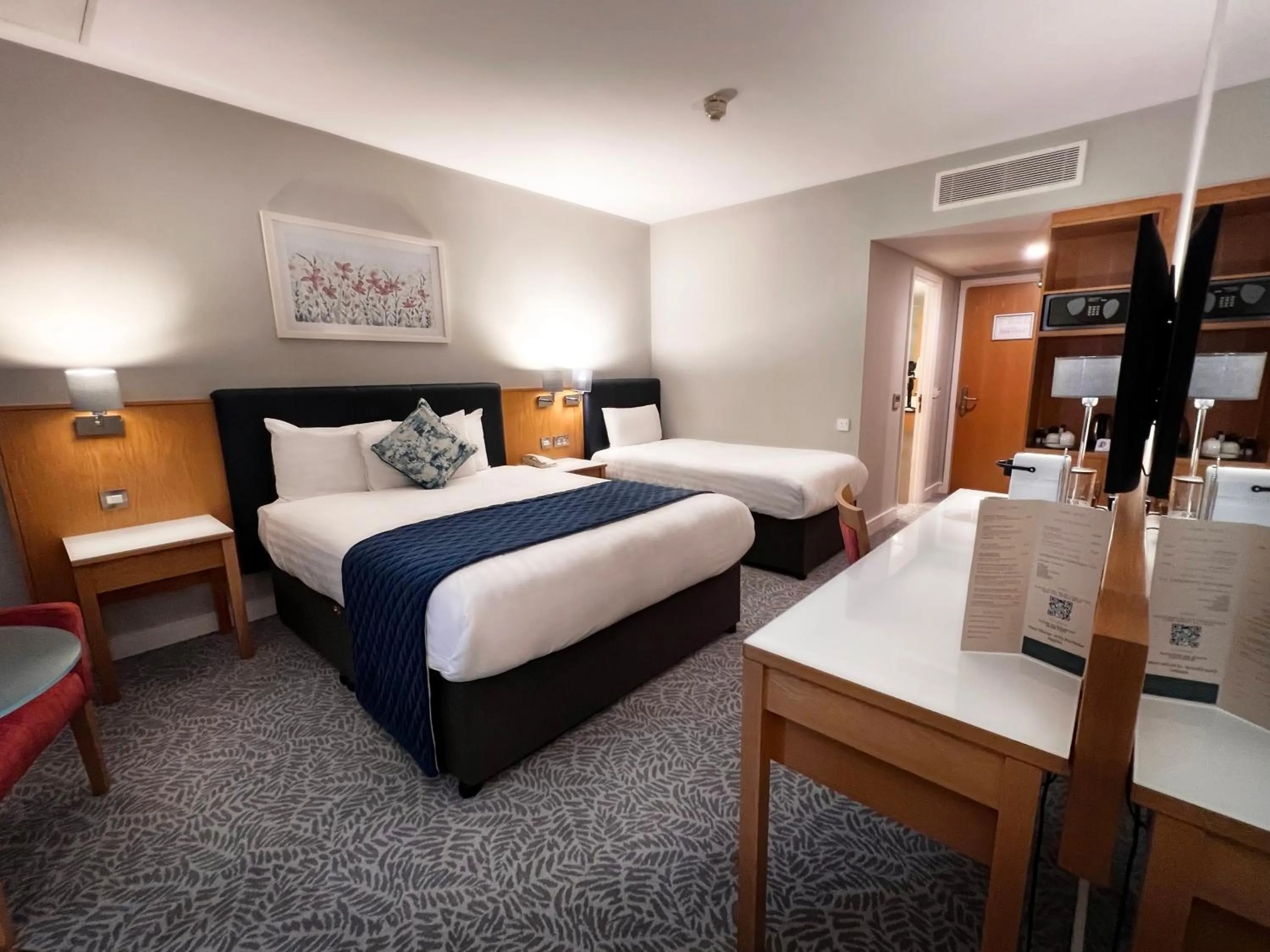 Deluxe Double Room in CityNorth Hotel & Conference Centre