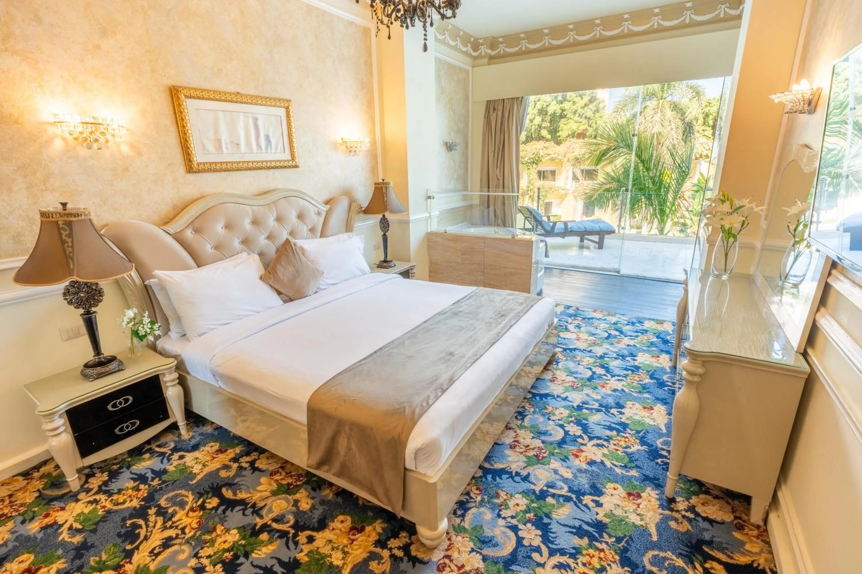 Paradise Family Suite-Partial Sea View & Pool View in Paradise Inn Beach Resort