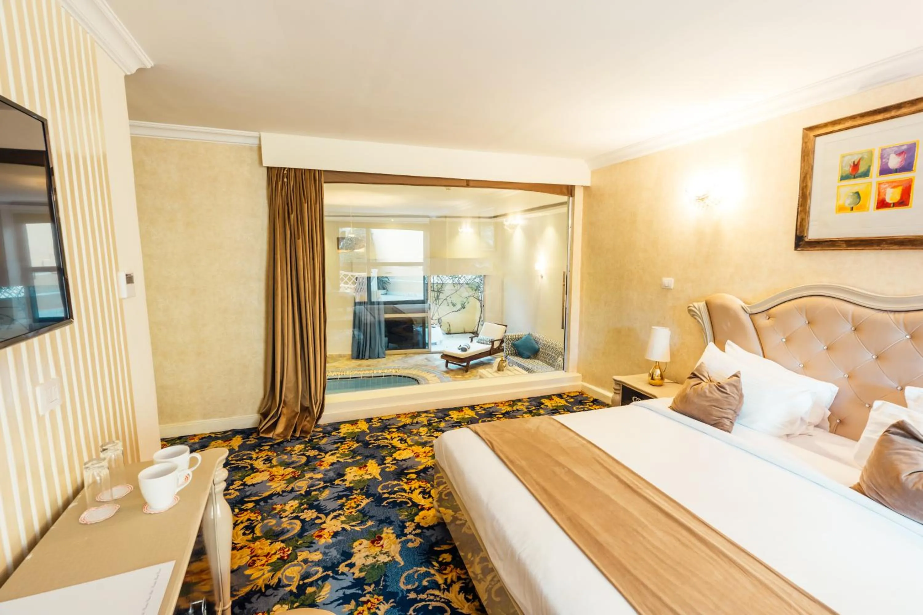 Private Pool 2 Bedrooms Penthouse-Pool Front in Paradise Inn Beach Resort