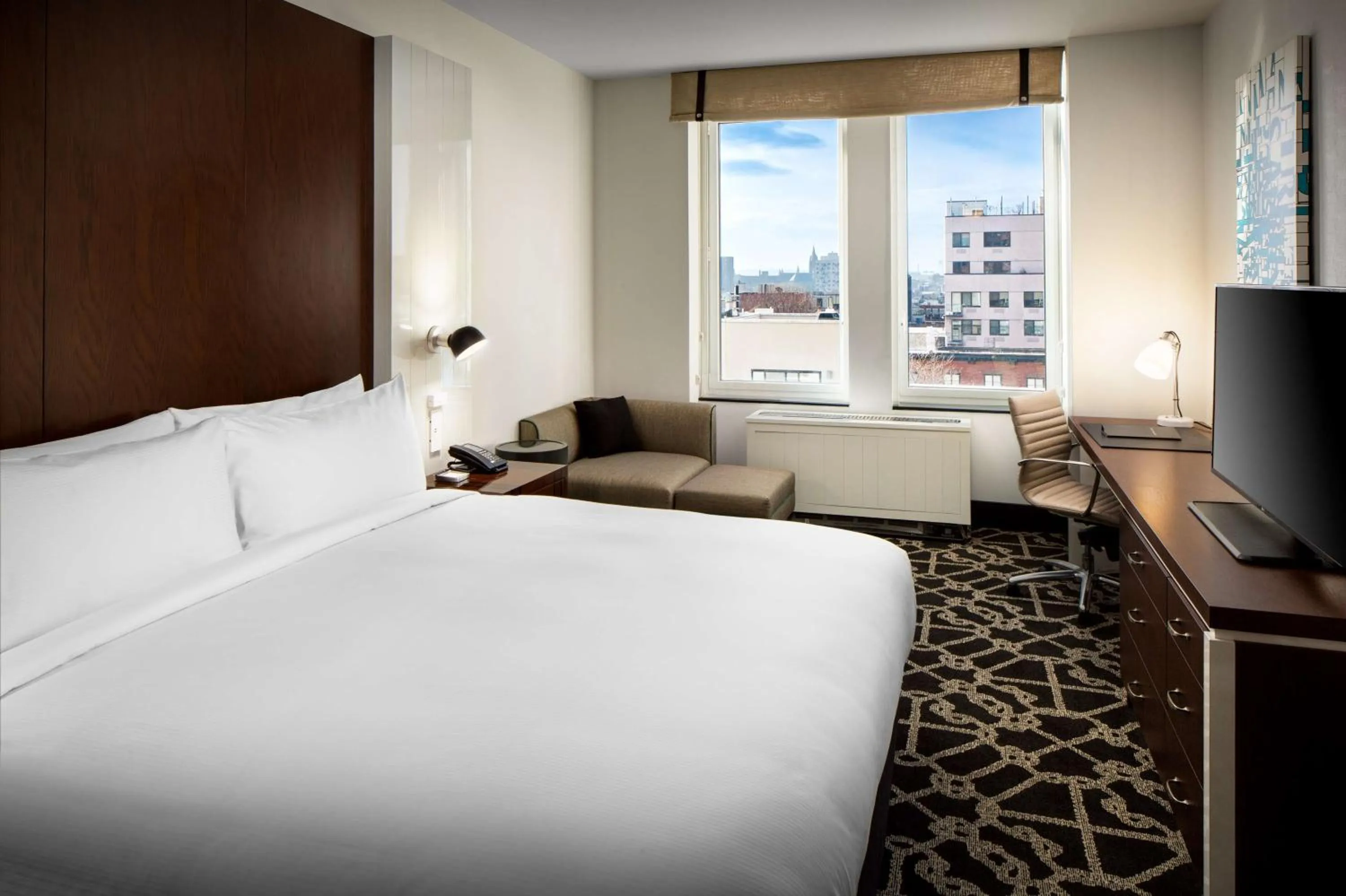 King Suite - Mobility Access in Hilton Brooklyn New York - Newly Renovated