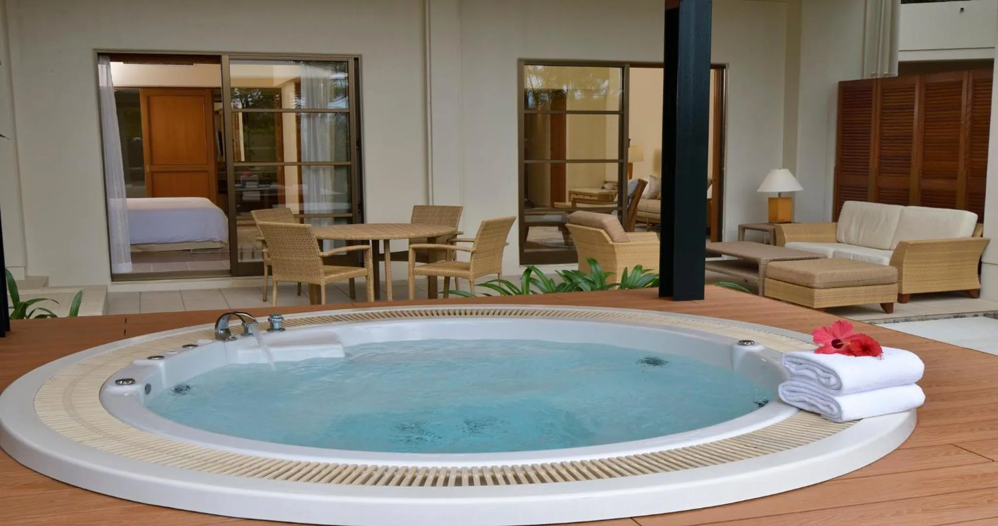 Gazebo Suite - single occupancy - Lounge access in The Busena Terrace