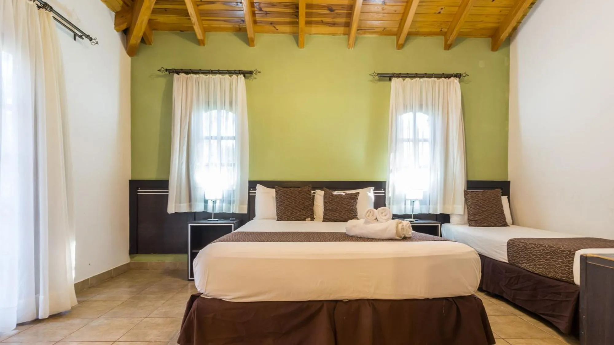 Superior Triple Room in Complejo Americano