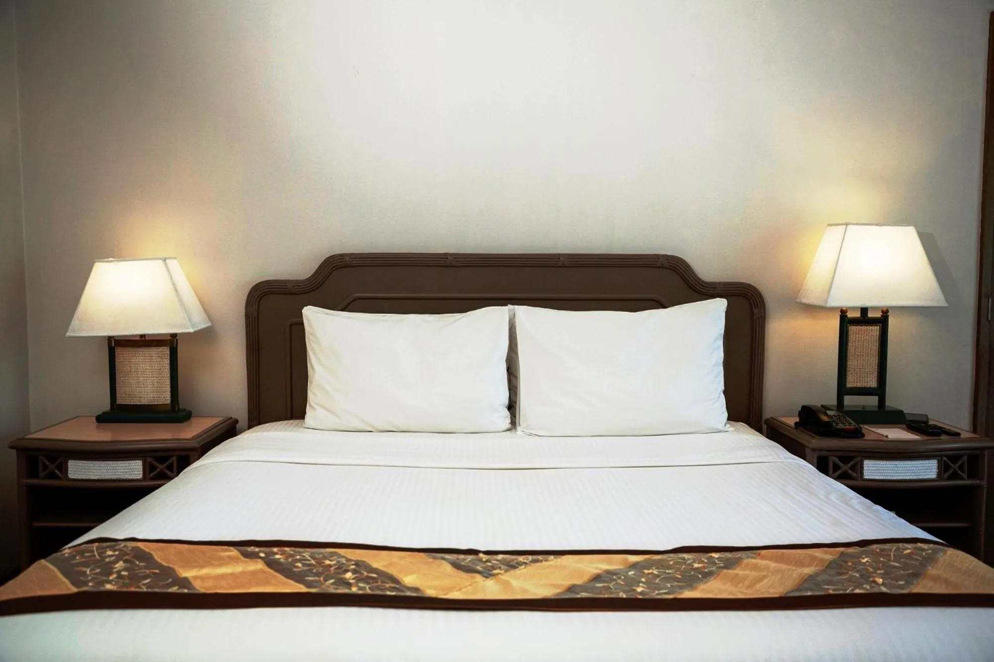 Deluxe Double or Twin Room in Waterfront Insular Hotel Davao