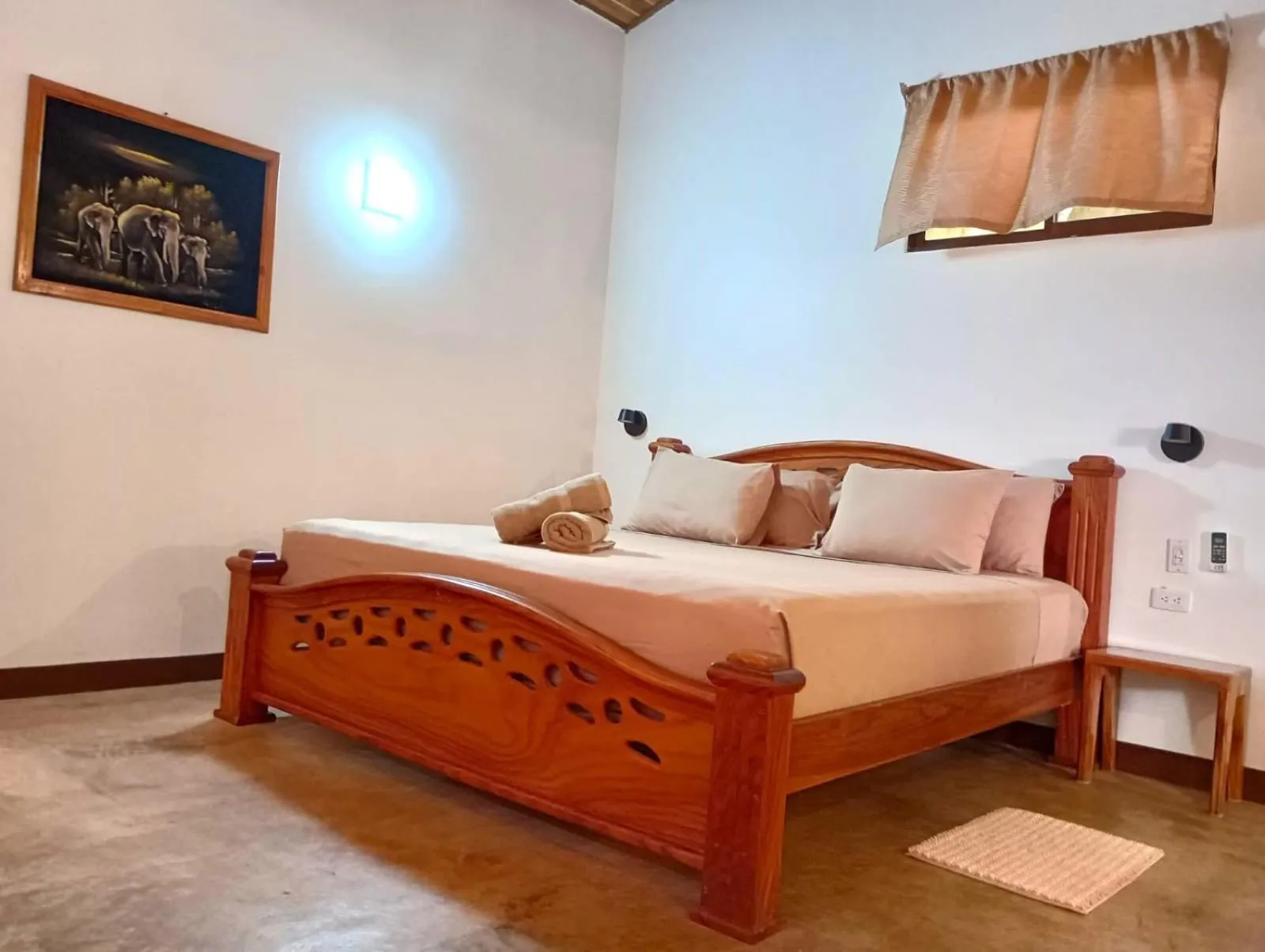 King Studio with Sofa Bed in TamaHostel & Glamping