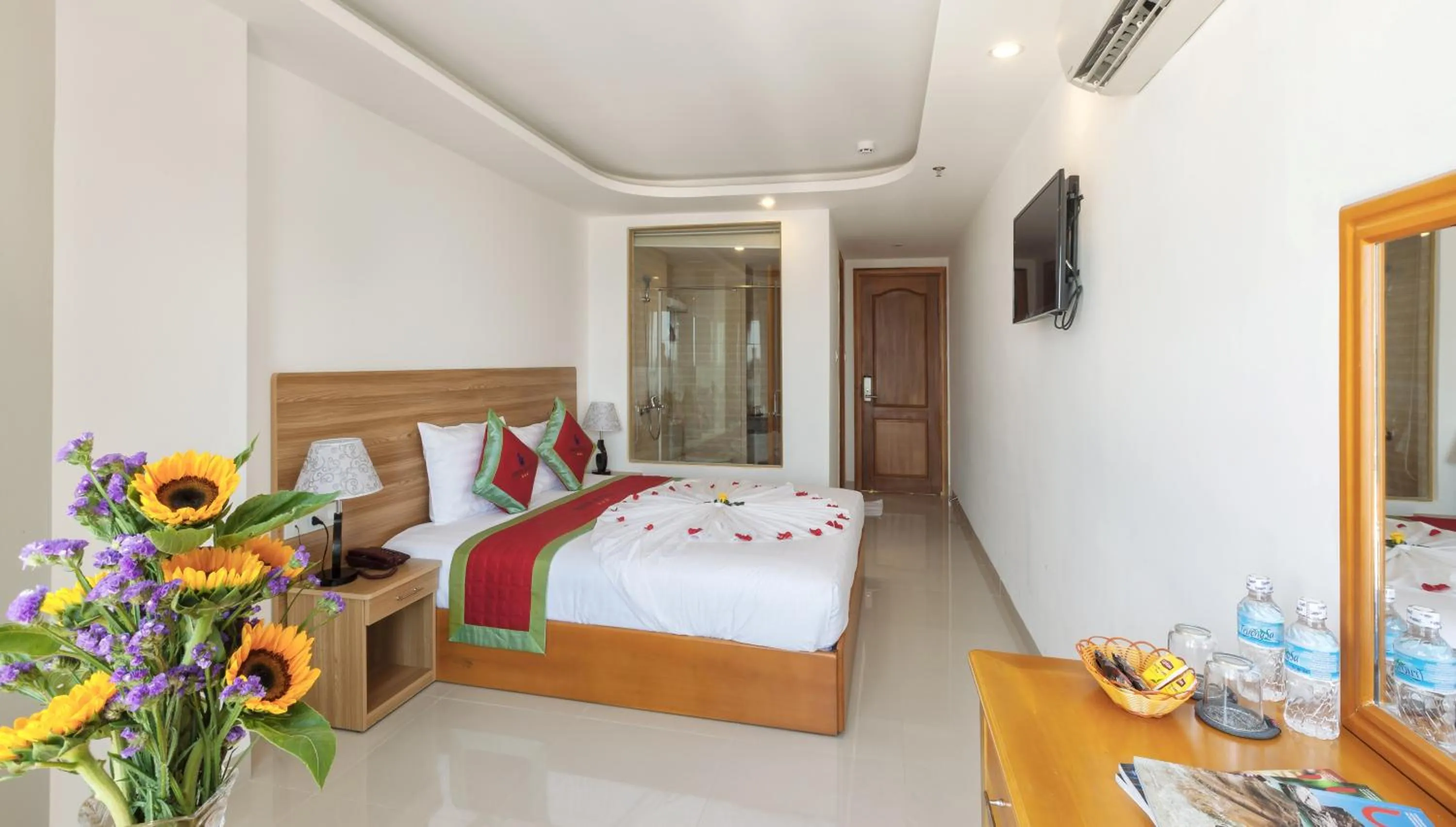 Superior Double or Twin Room - single occupancy in Siren Flower Hotel