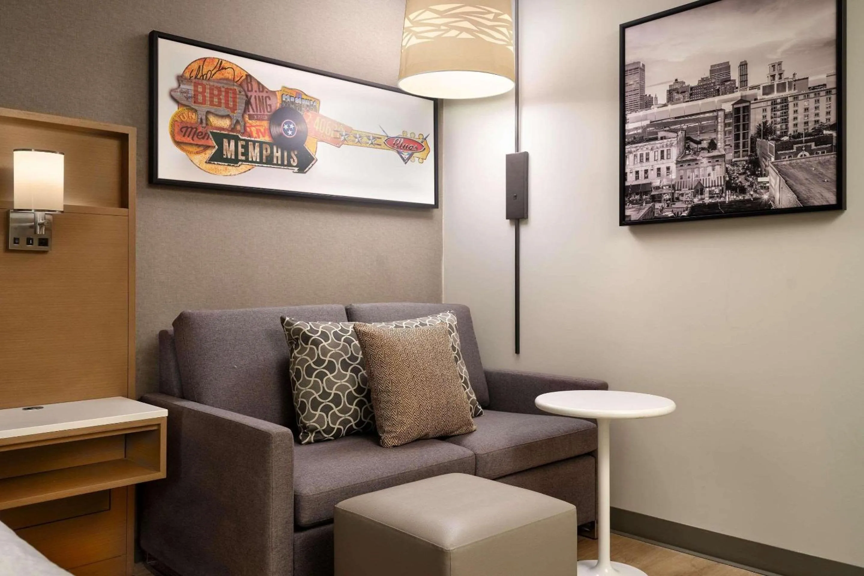 King Room with Sofa Bed - Non-Smoking in Radisson Hotel West Memphis