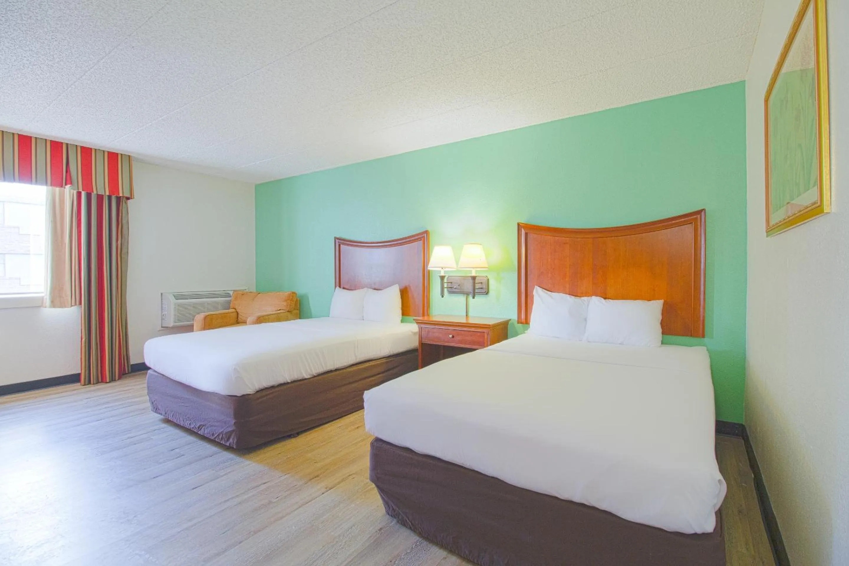 Double Room with Two Double Beds in Tulsa Square Hotel Central, I-44 By OYO