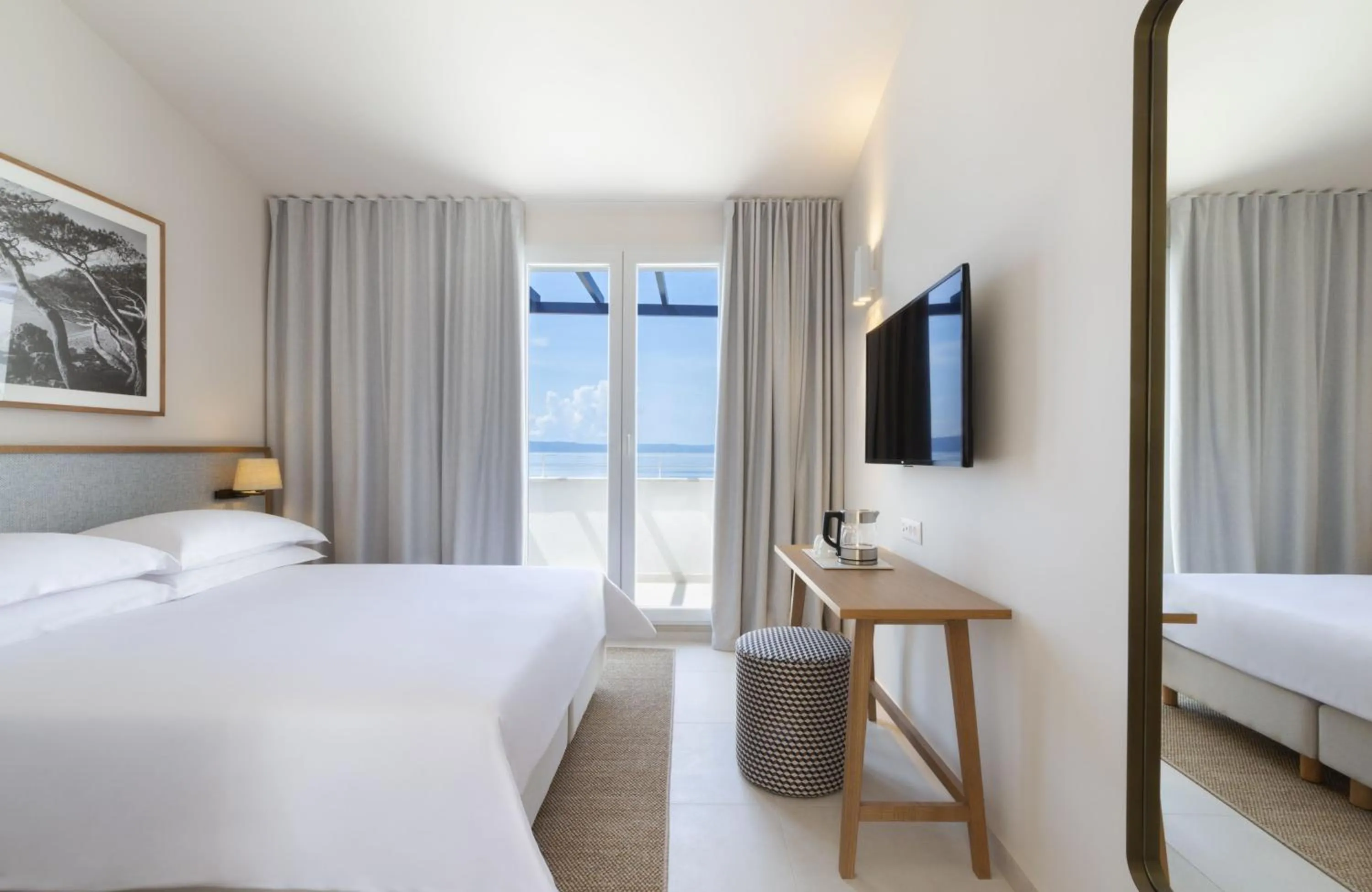 Standard Double Room with Balcony and Side Sea View  - single occupancy in Bluesun Holiday Village Afrodita