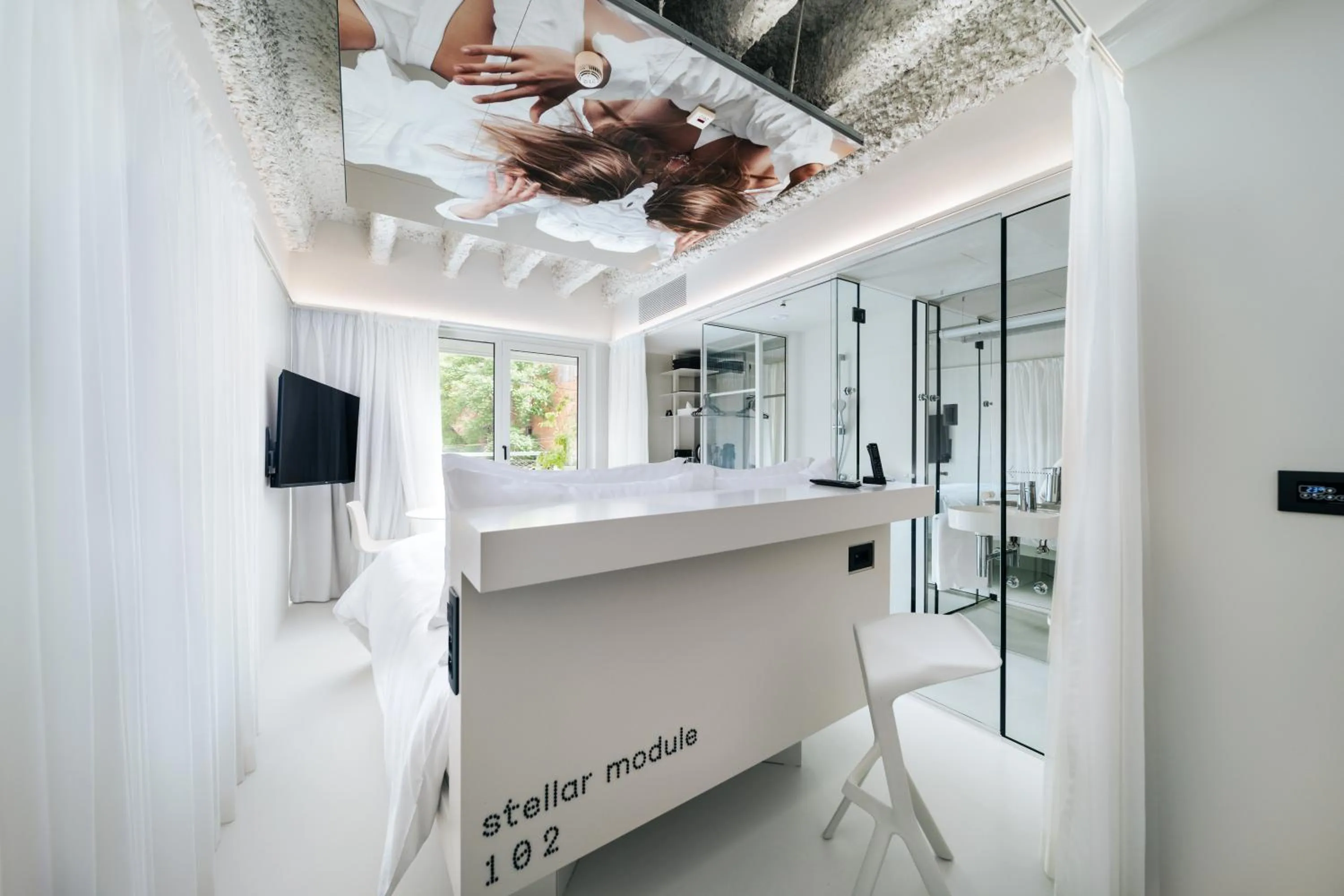 Balcony Module in Stellar Boutique Modules by Maistra City Vibes