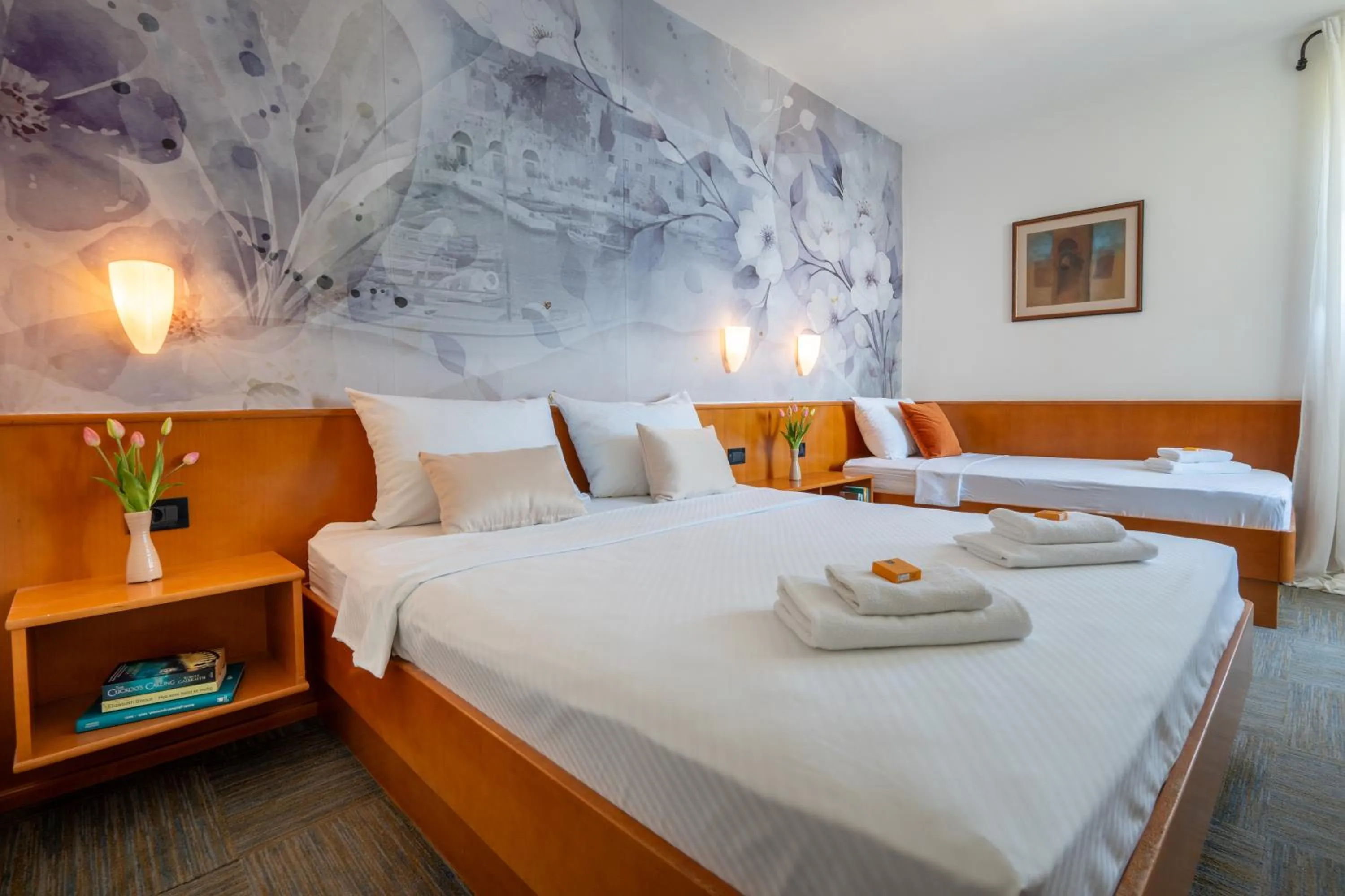 Standard Triple Room in Hotel Kastil